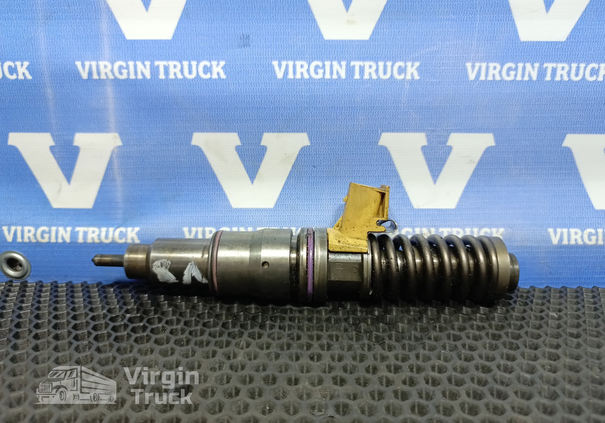 21340611 Форсунка топливная электрическая для Volvo FH