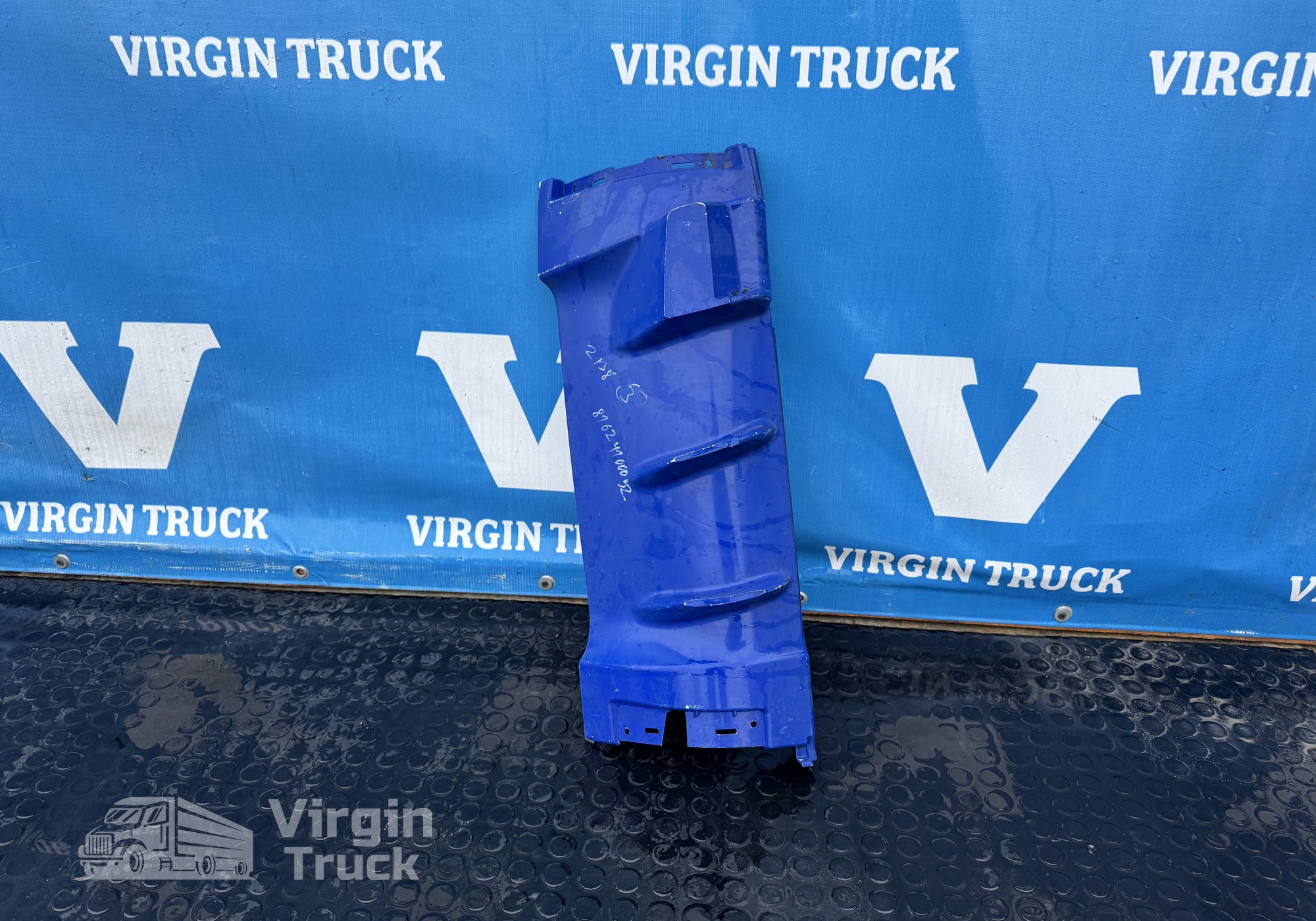 81624100092 Дефлектор кабины правый для Man TGL I (с 2005 по 2008)