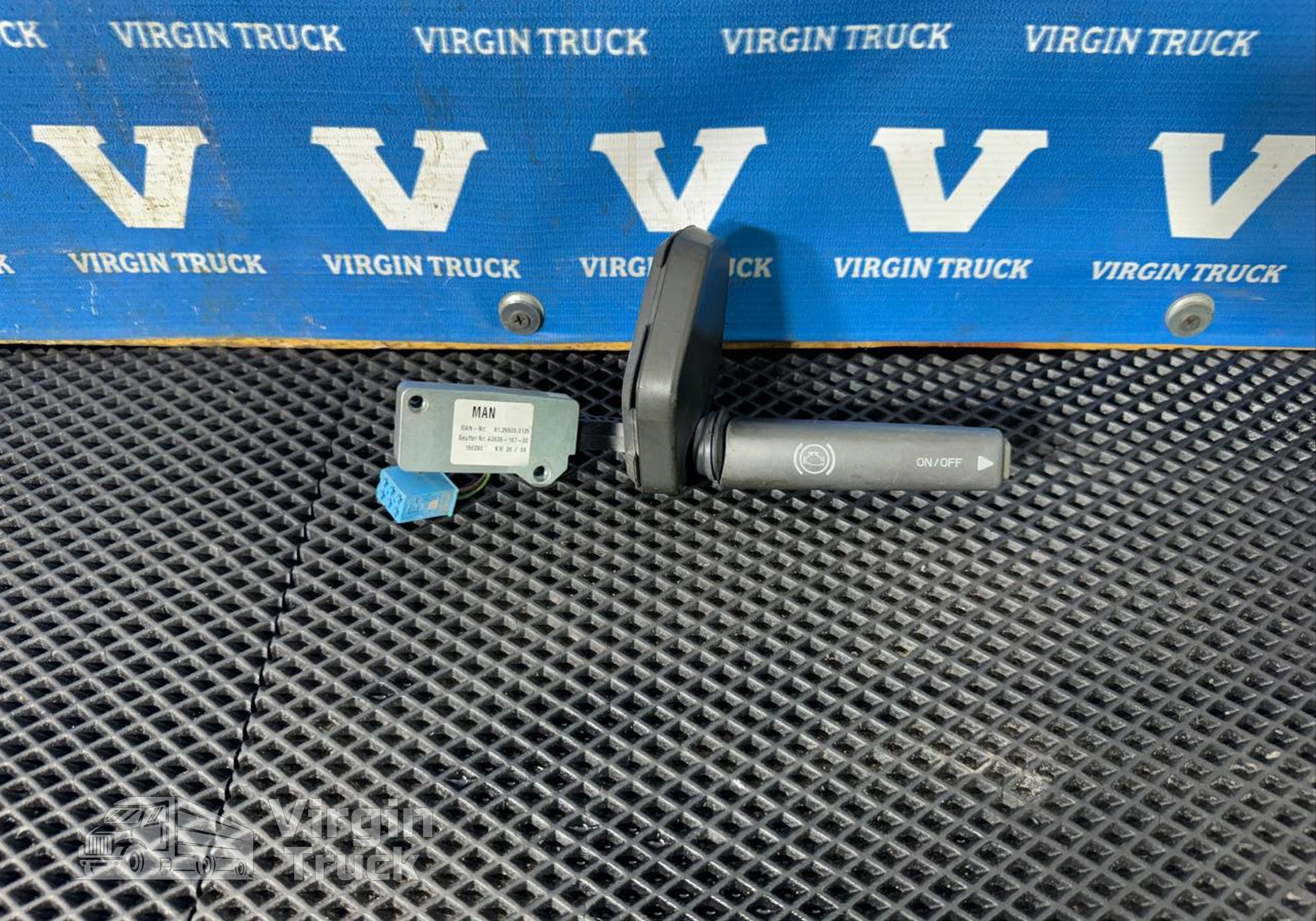 81255090125 Переключатель подрулевой ретардера для Man