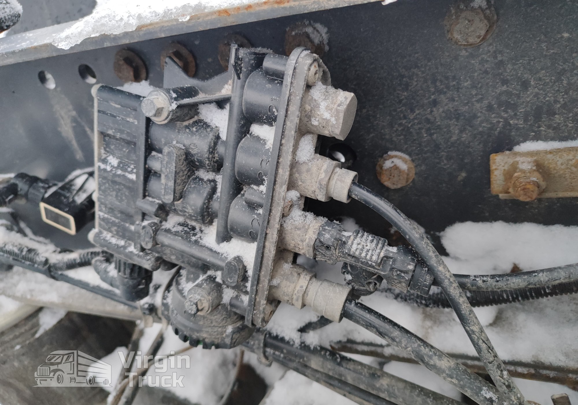 21083657 Кран уровня пола для Volvo FH 3 (с 2008 по 2012)
