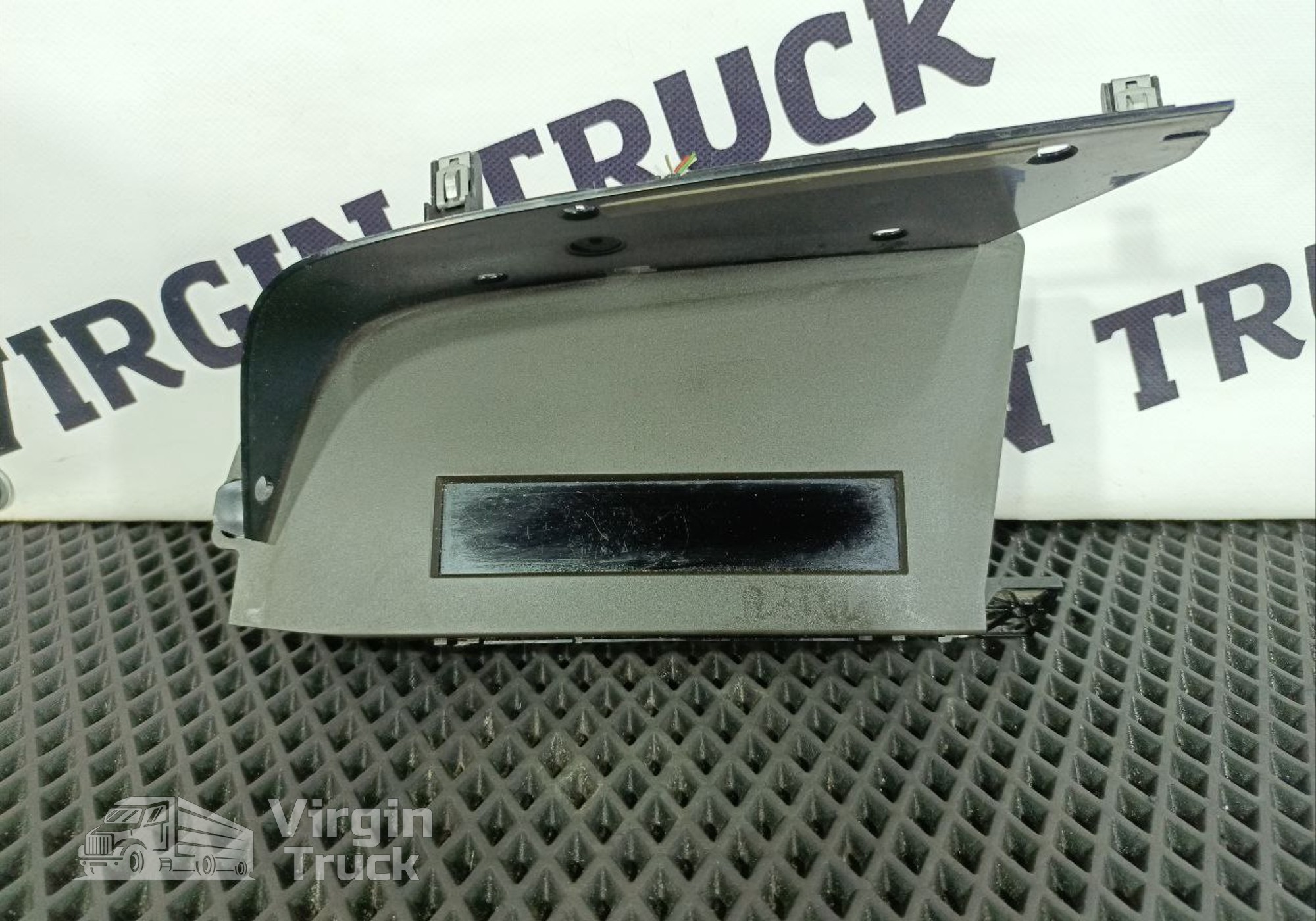22041180 Дисплей информационный 2021 года для Volvo FH 4 (с 2012)