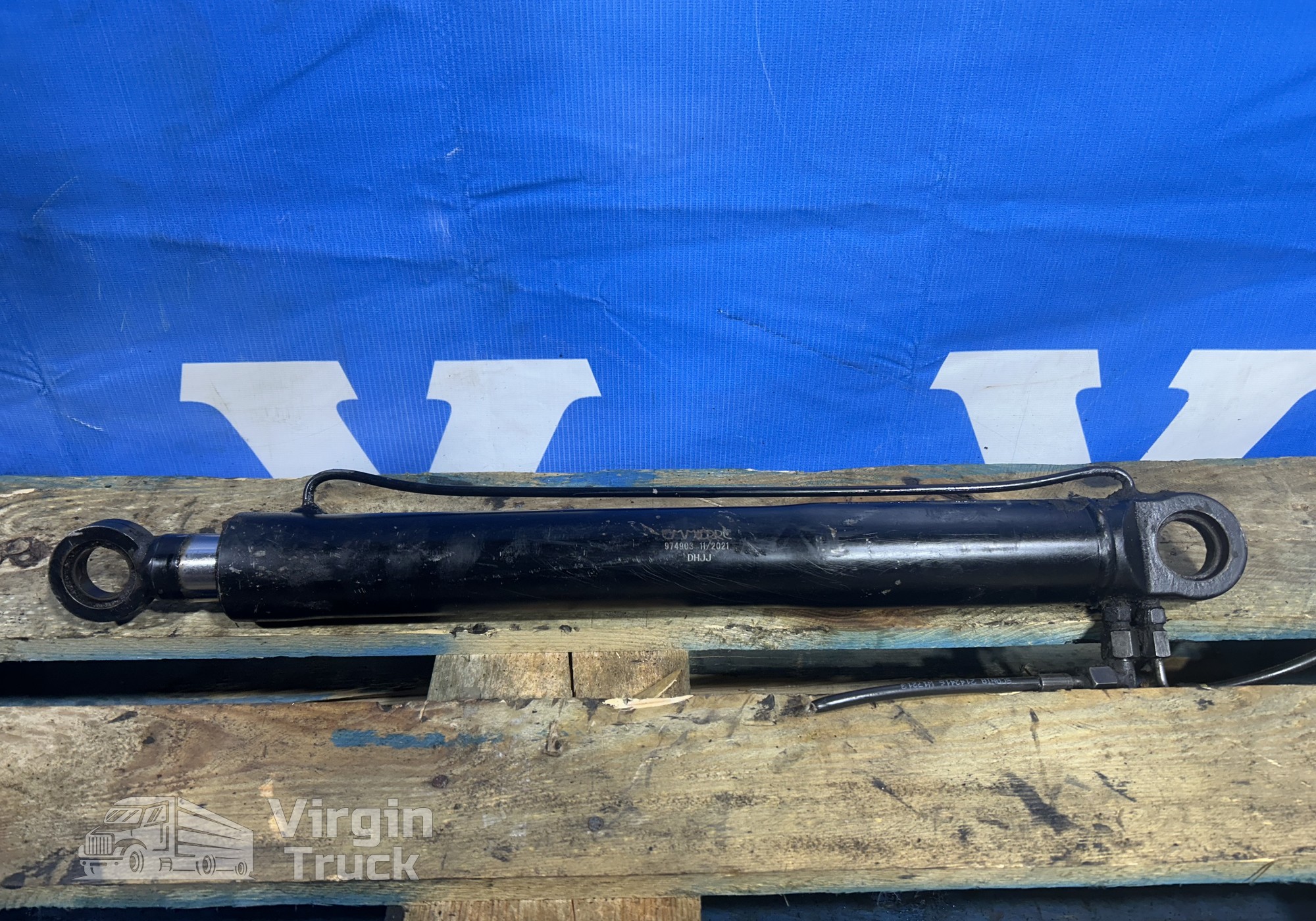 Гидроцилиндр для Разные Грузовики