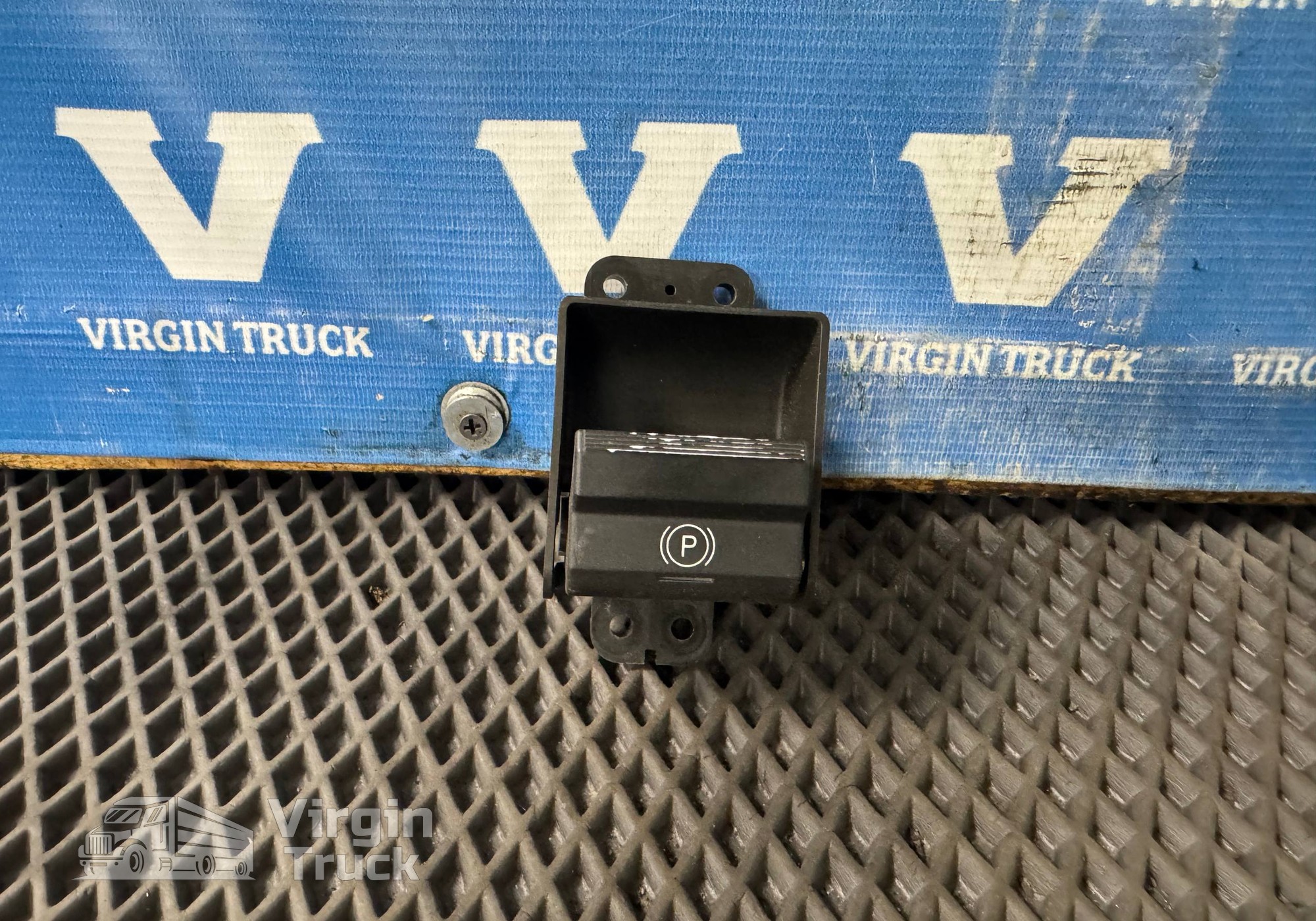 21669996 Кнопка ручного тормоза для Volvo FH 4 (с 2012)