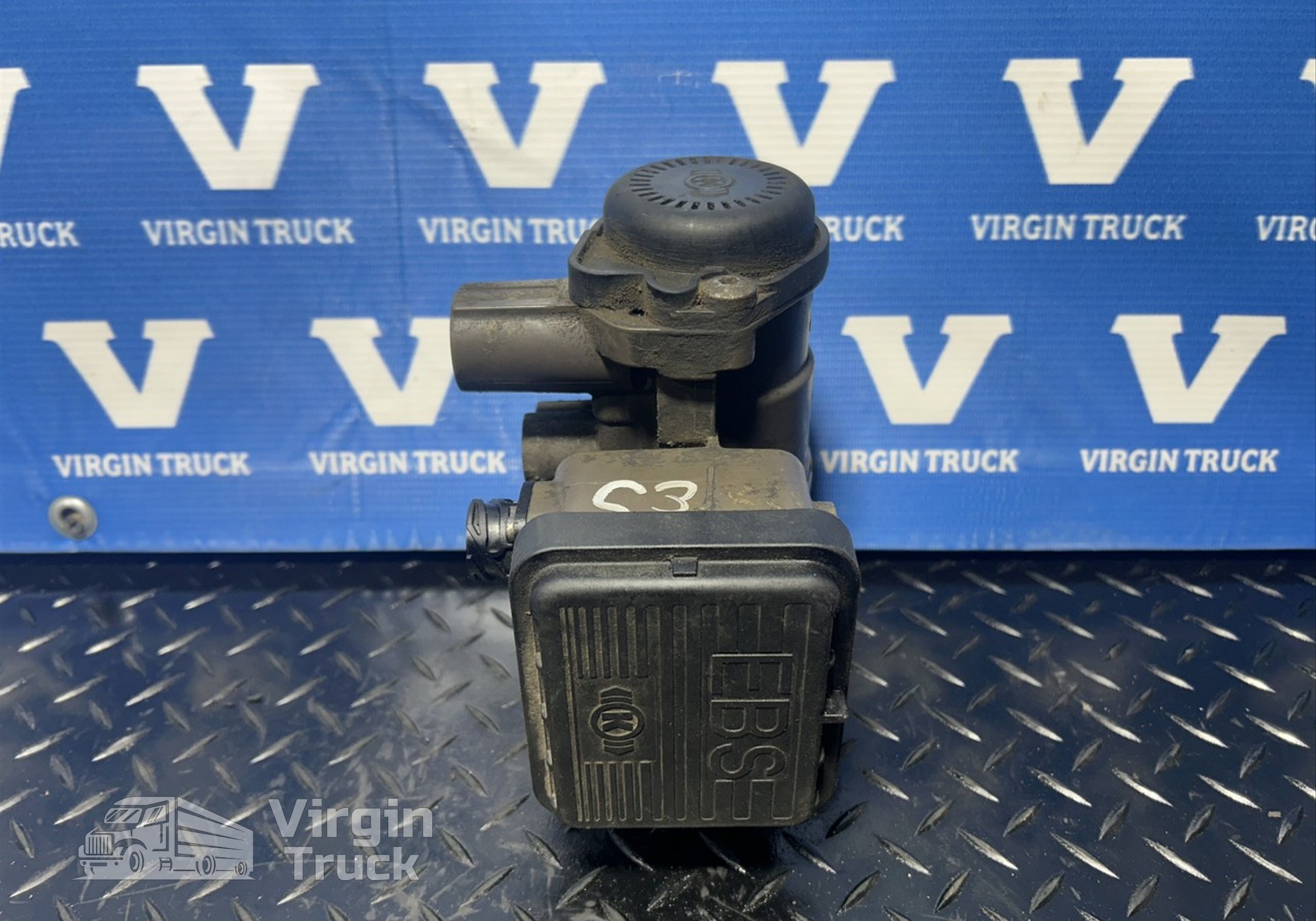 81523016213 Кран тормозной для Renault