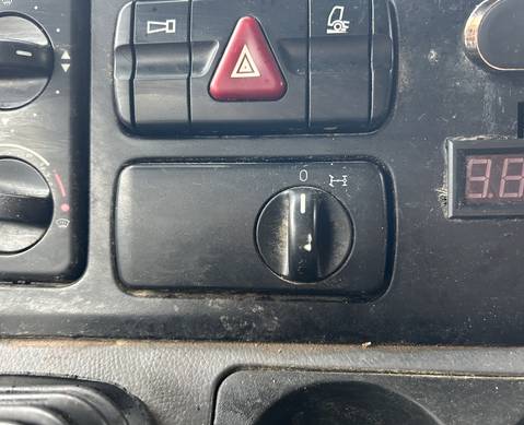 Кнопки разные для Mercedes-Benz Actros MP3 (с 2008)