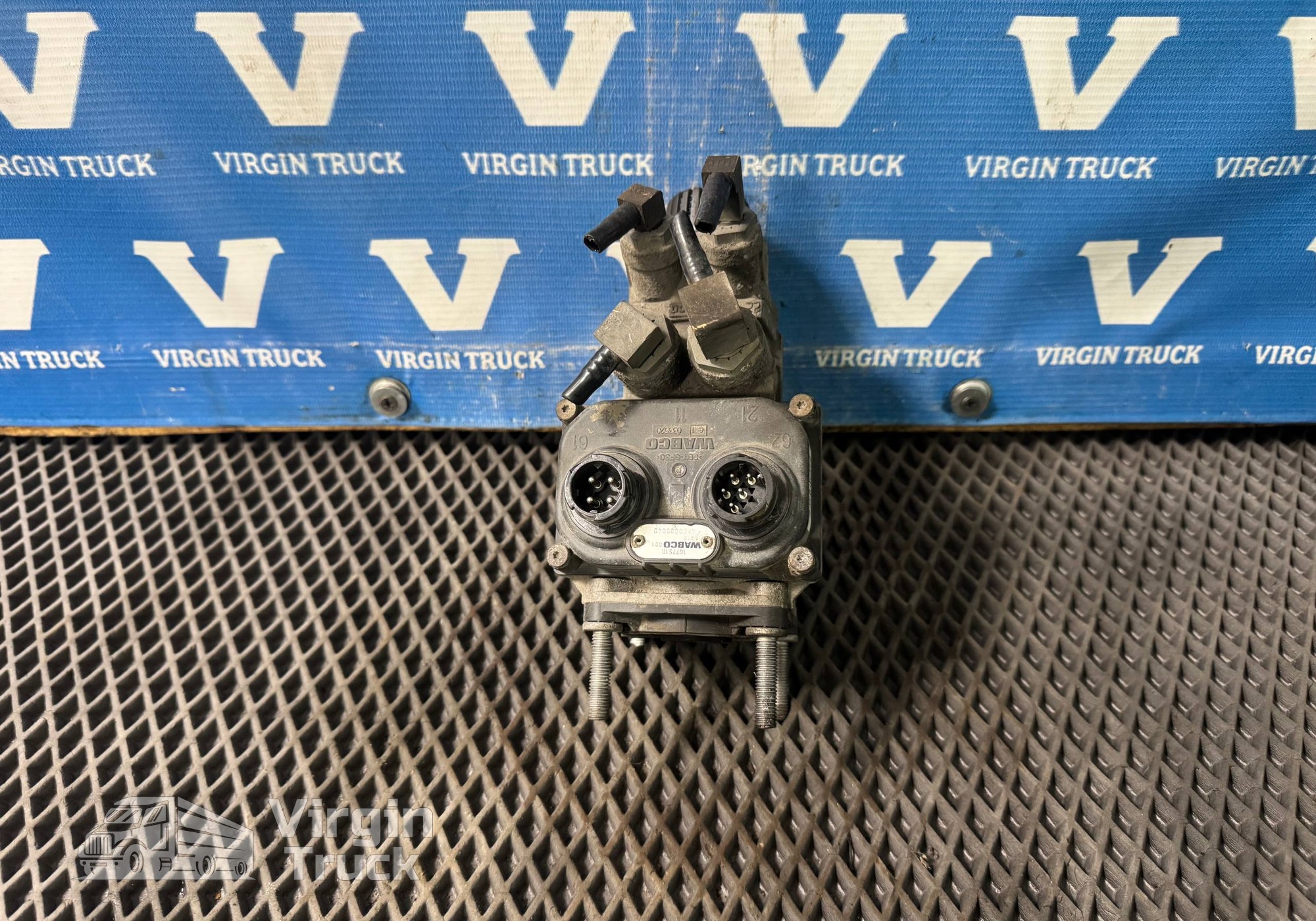 1677510 Кран тормозной главный для Daf CF