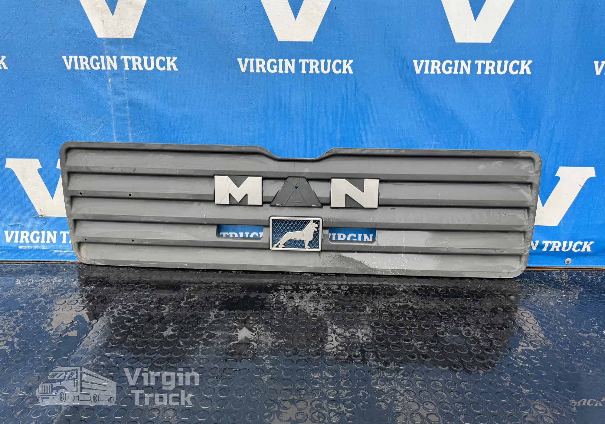 81611500110 Решетка радиатора для Man TGA