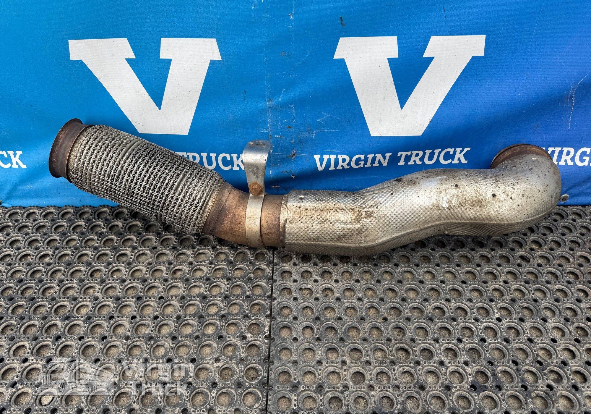 81152055443 Приемная труба глушителя для Man TGX II (с 2012)