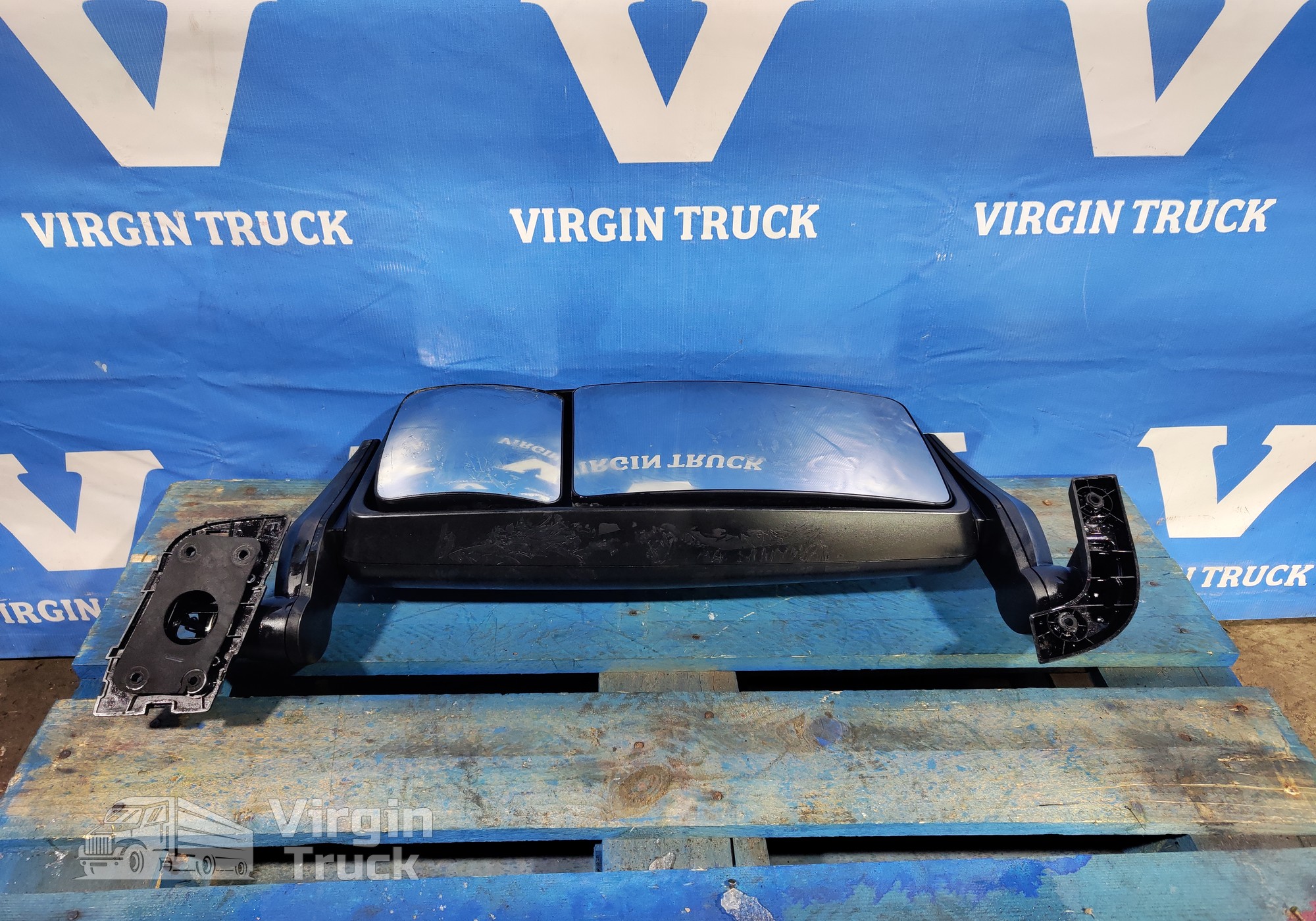 8202015 Зеркало заднего вида боковое для Faw J7 (с 2018)