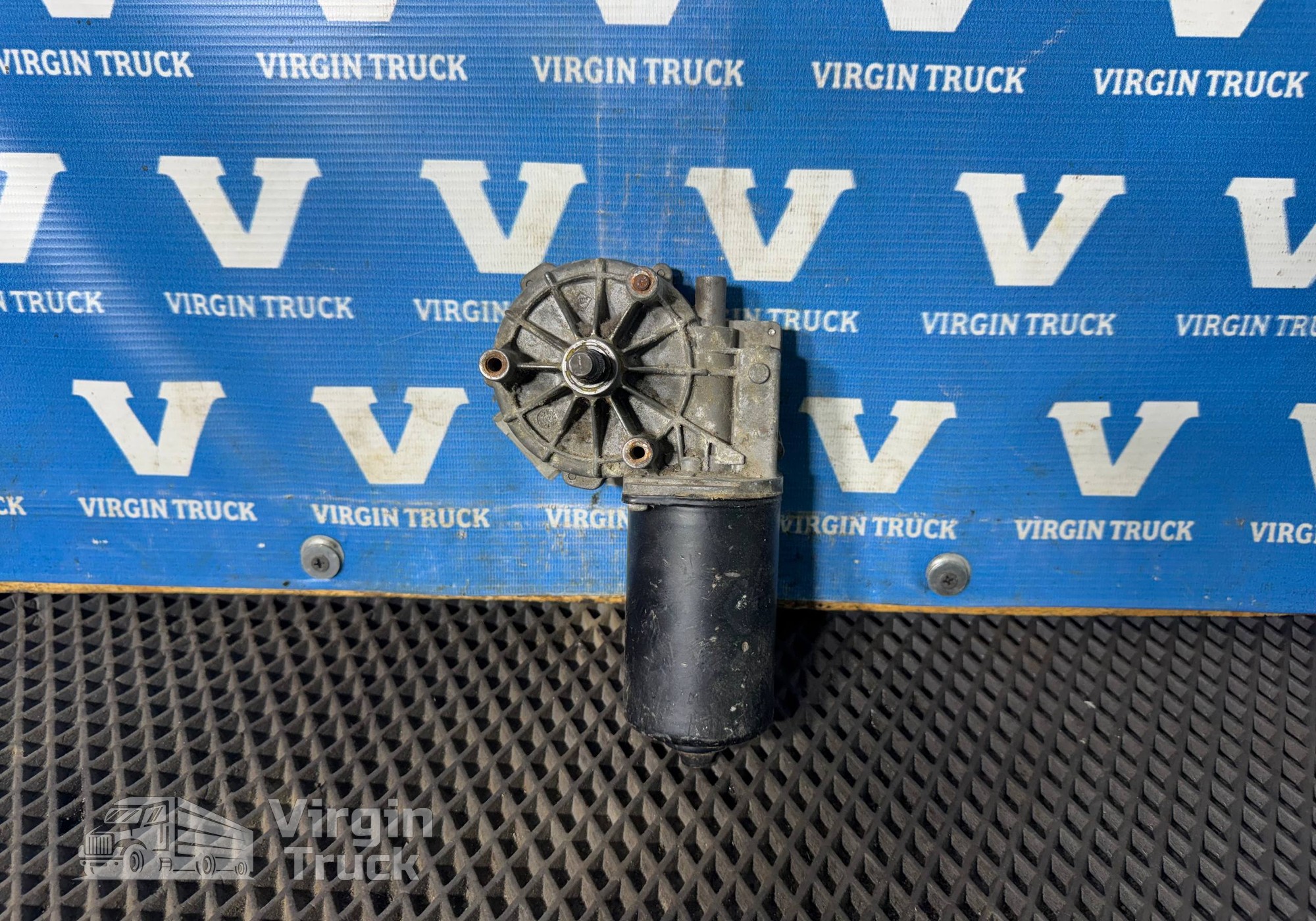 1254891 Моторчик стеклоочистителя 24V для Daf 95XF