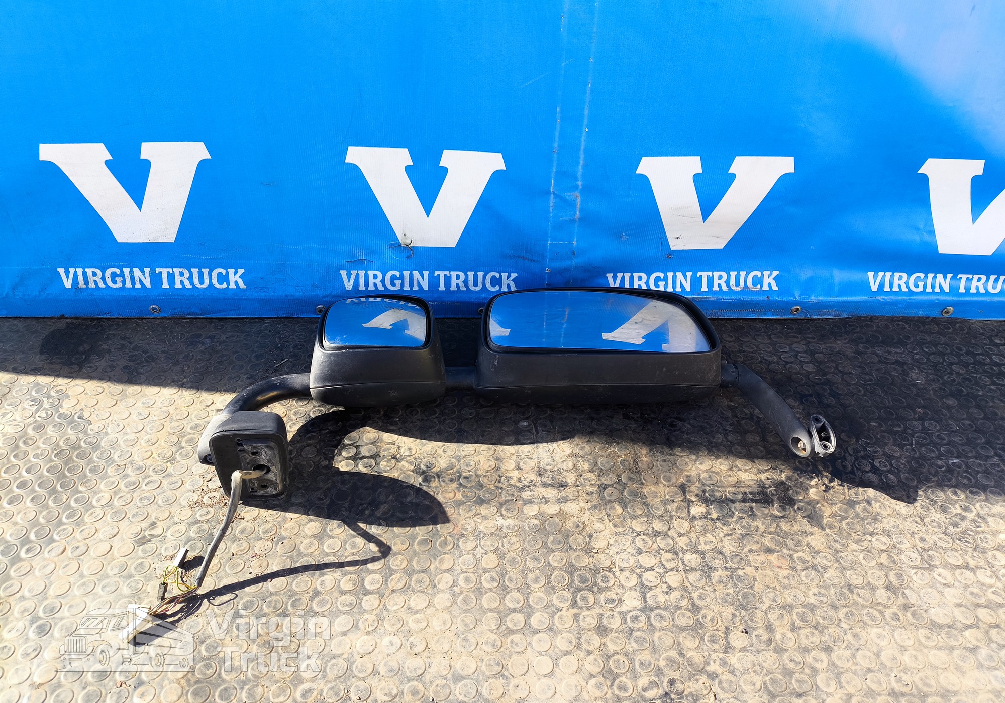 1685330 Зеркало заднего вида боковое левое для Daf CF