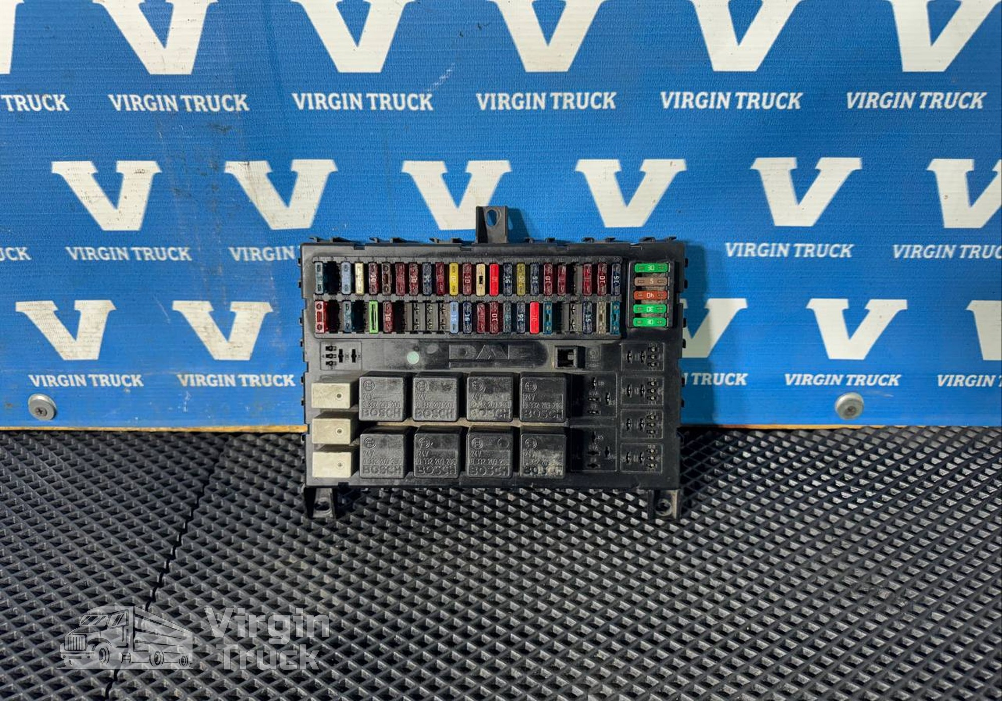 1895428 Блок предохранителей для Daf 95