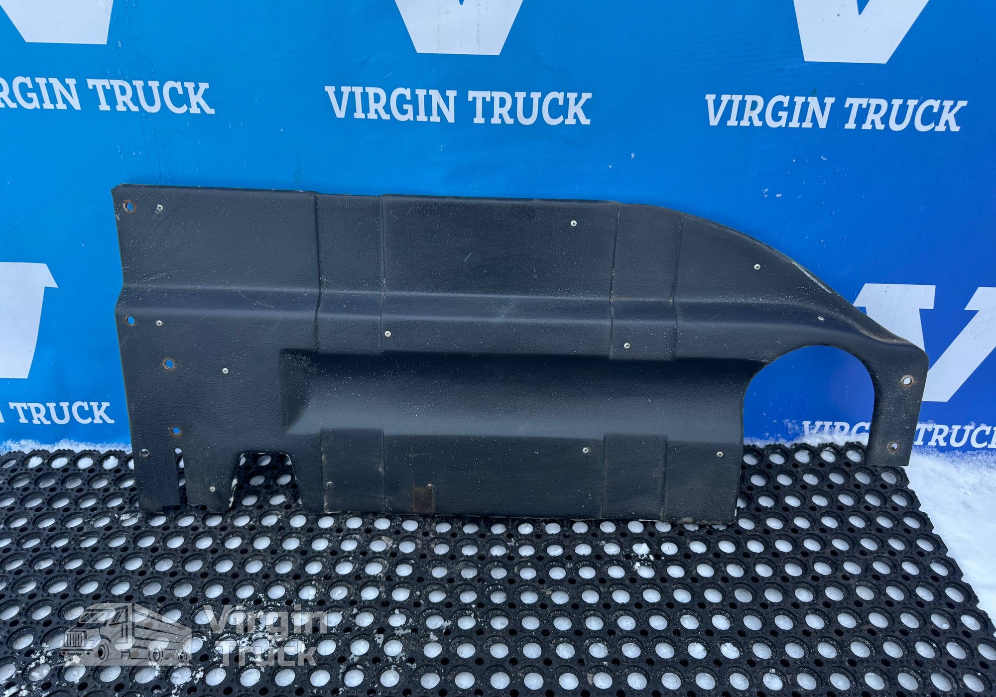 561421420 Шумоизоляция двигателя правая 2021г для КАМАЗ 5490 (с 2013)