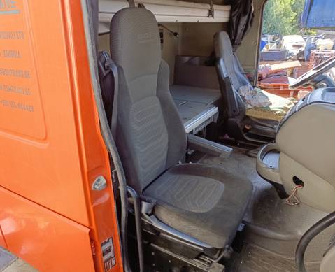 1796629 Комплект сидений для Daf XF105 (с 2005)