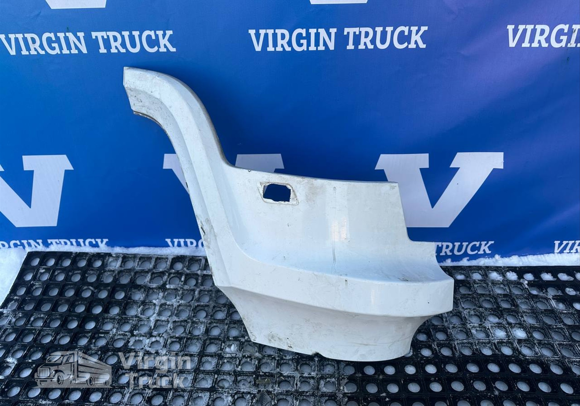 9608859508 Облицовка фары правой для Mercedes-Benz Actros New Actros MP4 (с 2011)