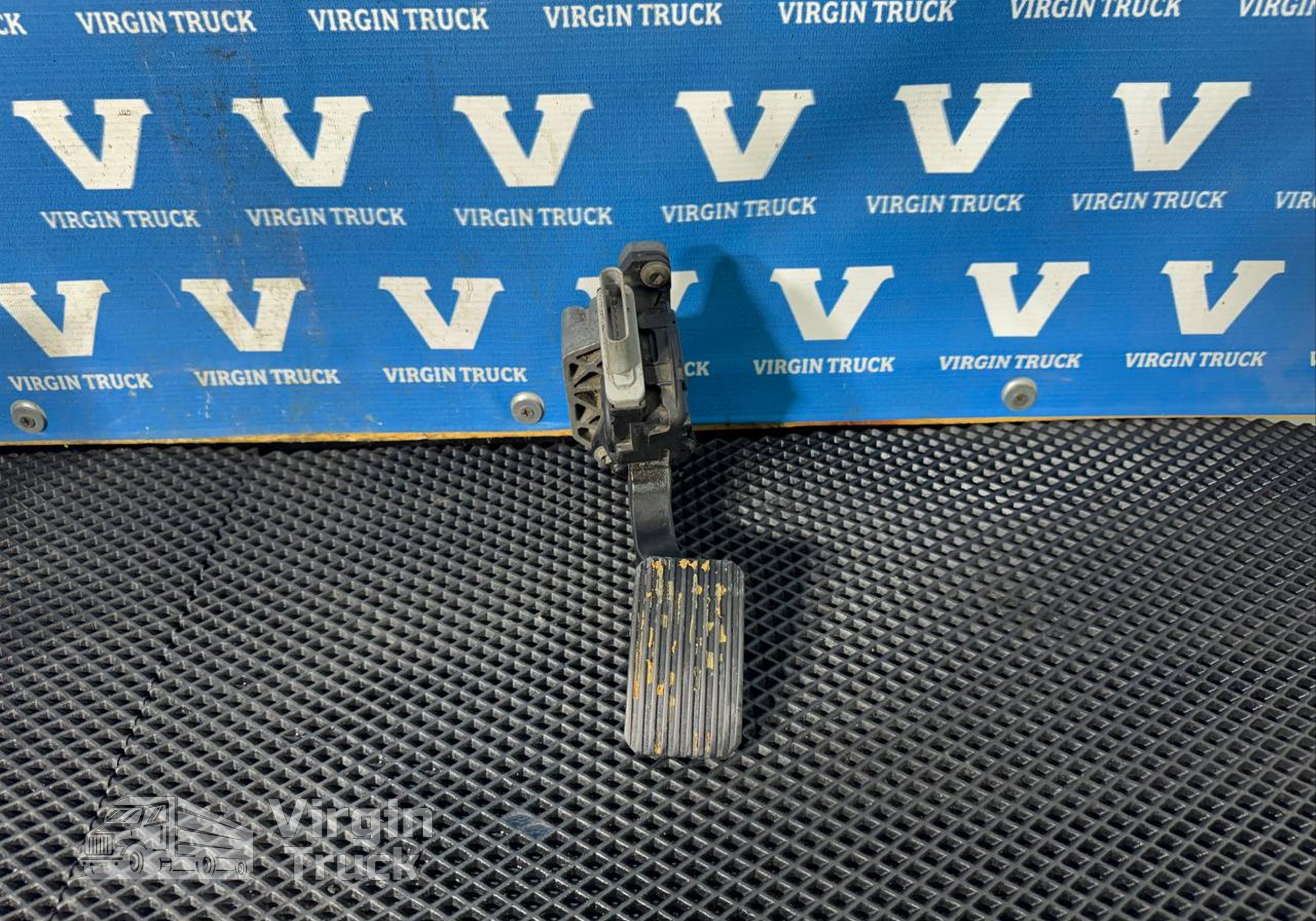 81259706103 Педаль газа для Man TGX I (с 2007)