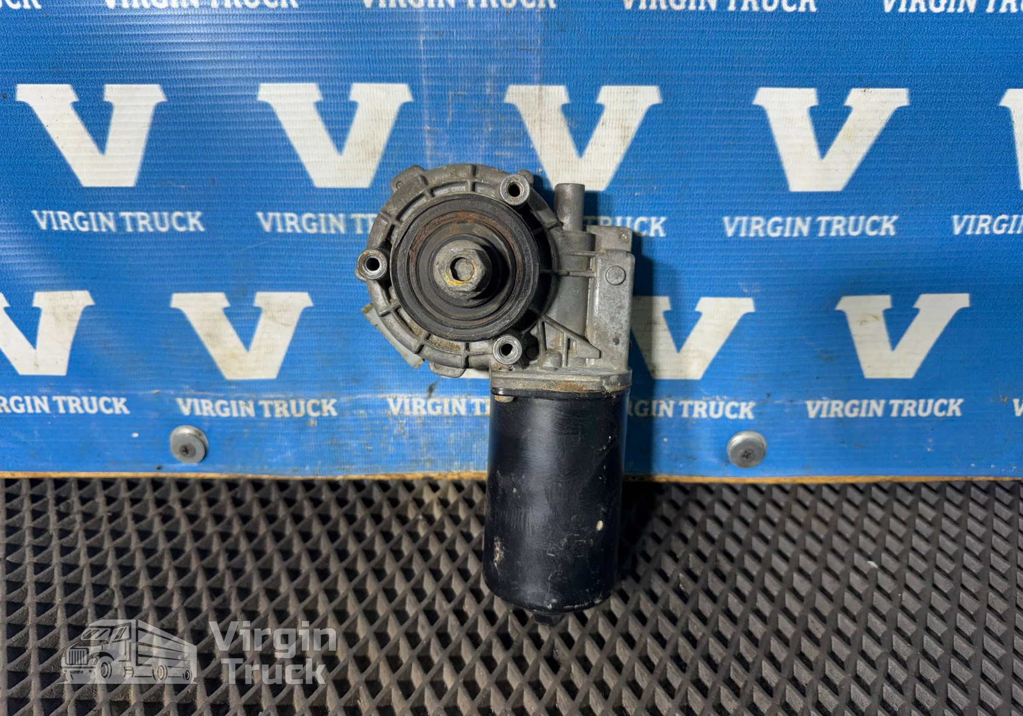 1254891 Моторчик стеклоочистителя 24V для Daf 95XF