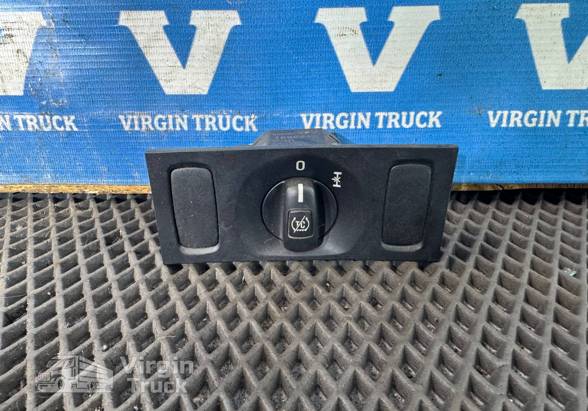 1899842 Кнопка блокировки дифференциала для Scania 5-series G (с 2004 по 2016)