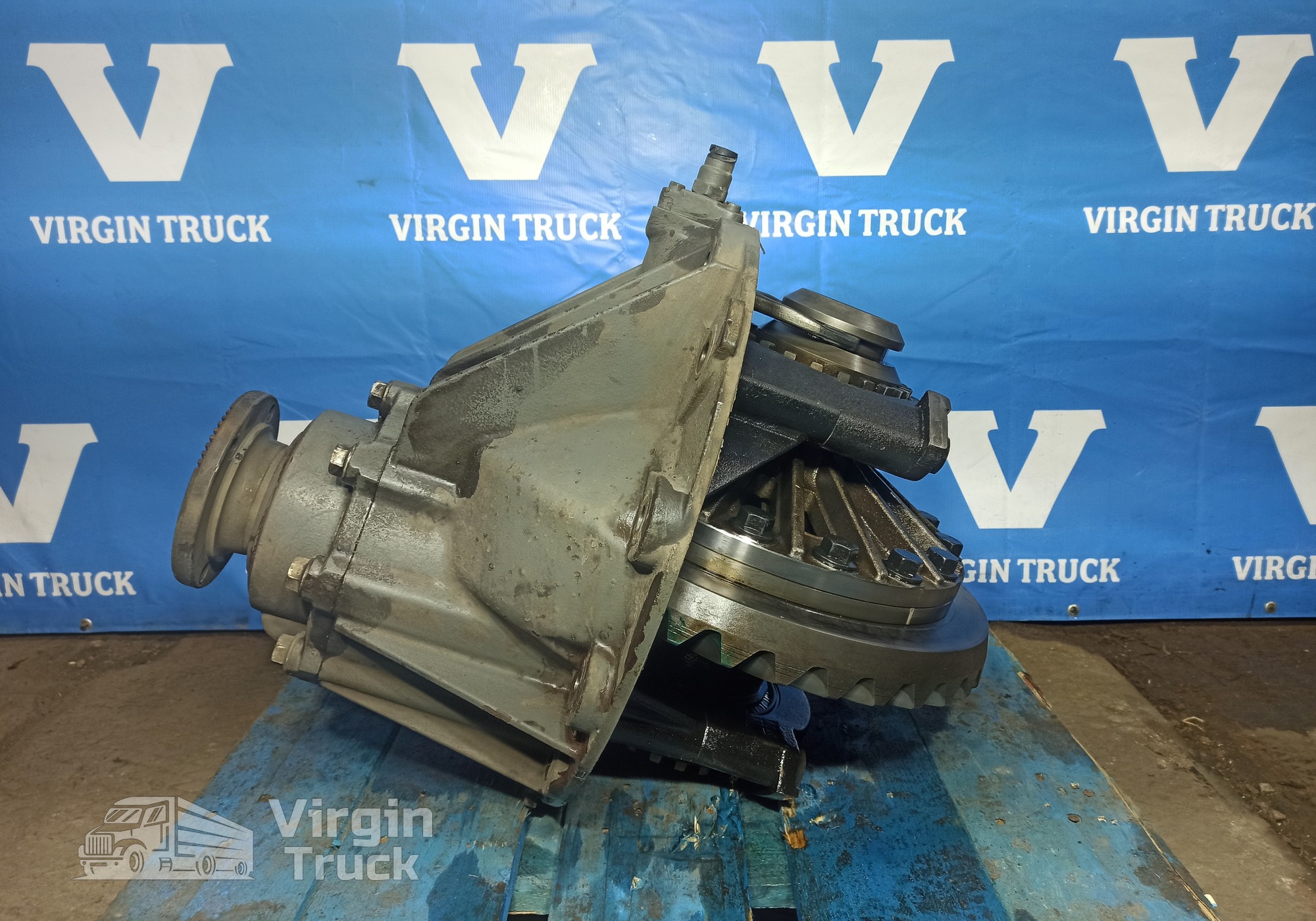 711350106277 Редуктор KV165 3.7 MCY13BES для Sinotruk Sitrak C7H