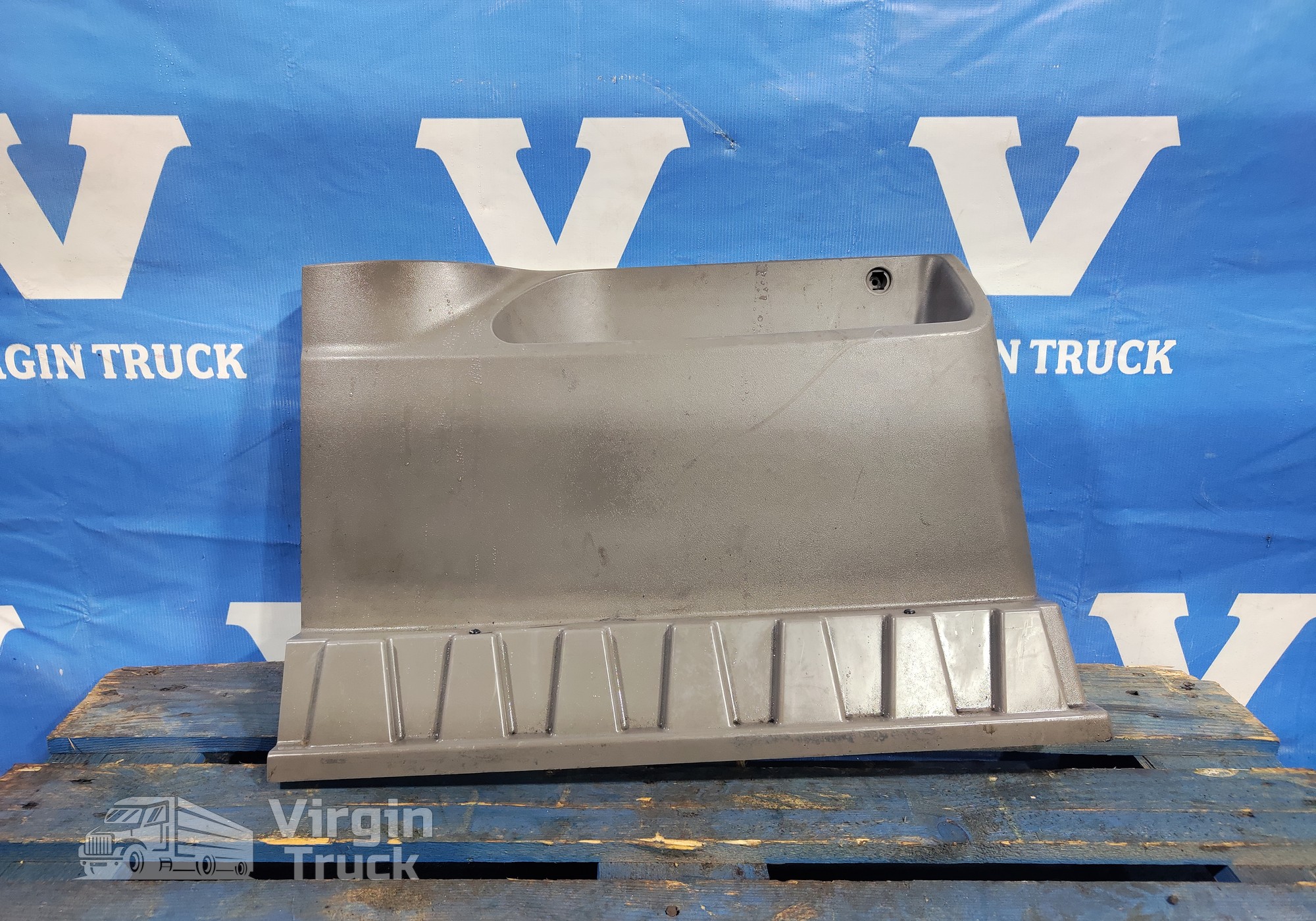 1634744 Бордачек верхней консоли для Daf XF105 (с 2005)