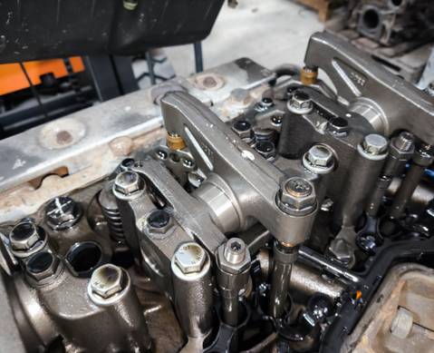 1744670 Вал рокеров для Daf XF105 (с 2005)