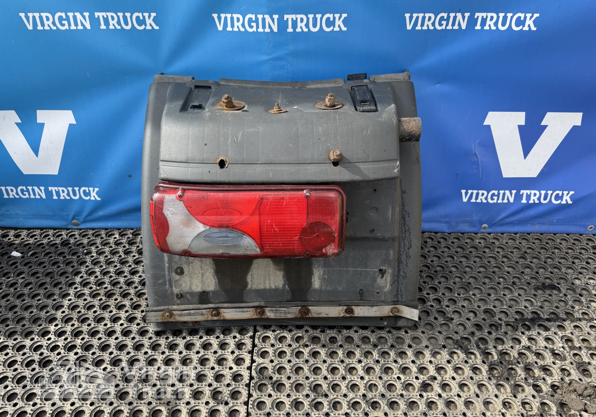 81664106679 Крыло заднее левое задняя часть для Man TGX