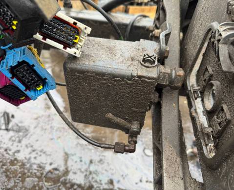 0015533801 Насос подъема кабины 2017г. для Mercedes-Benz Actros MP1 (с 1996 по 2003)