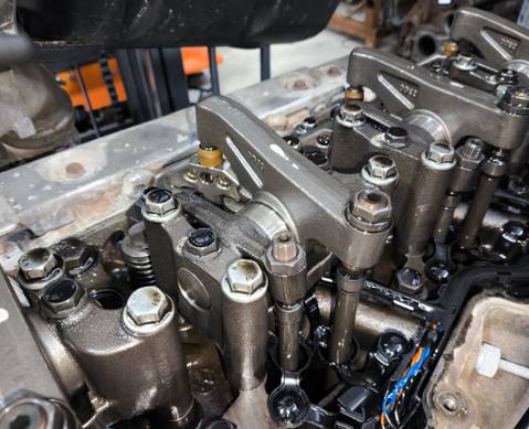 1744670 Вал рокеров для Daf XF105 (с 2005)