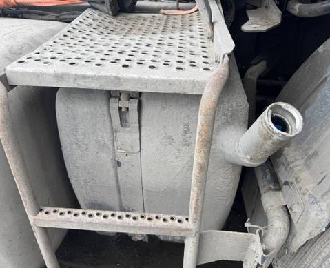 A9304700415 Бак AdBlue 2017г. для Mercedes-Benz Axor