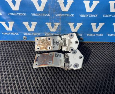 1314897 Петли левой двери 2019г. для Daf XF105