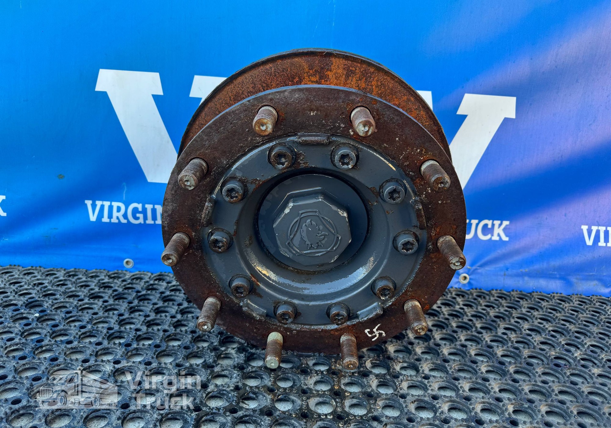 1868663 Ступица передняя 2017г. для Scania