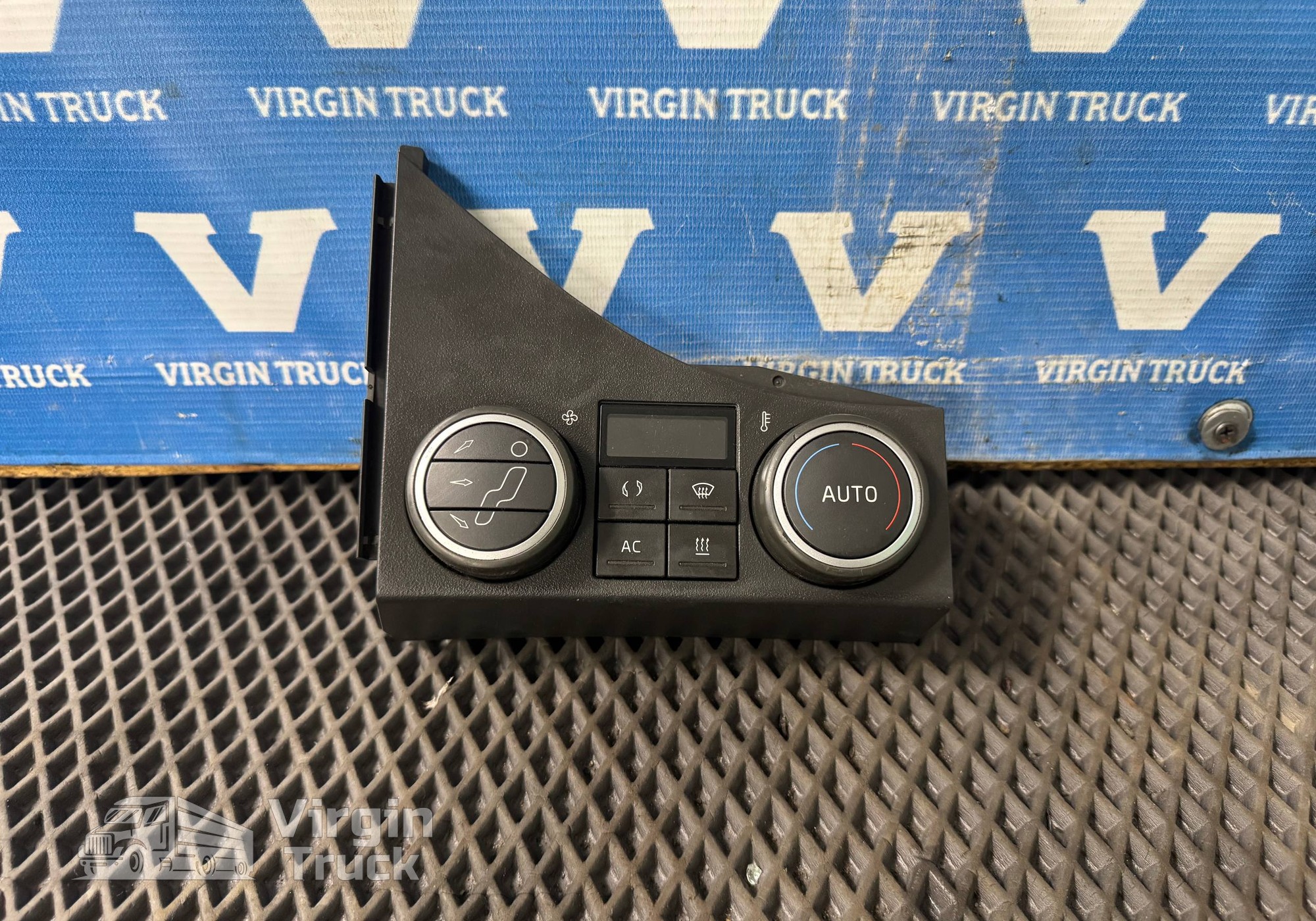 22130999 Блок управления климатом для Volvo FH 4 (с 2012)