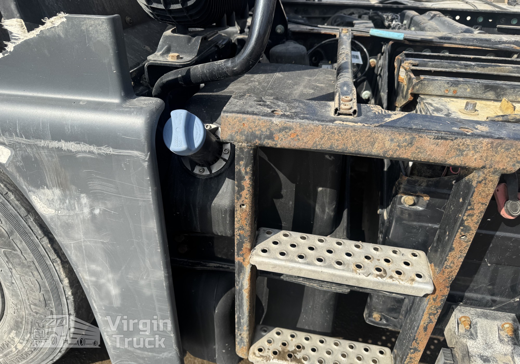 81154006129 Бак AdBlue 80L в сборе для Man TGS