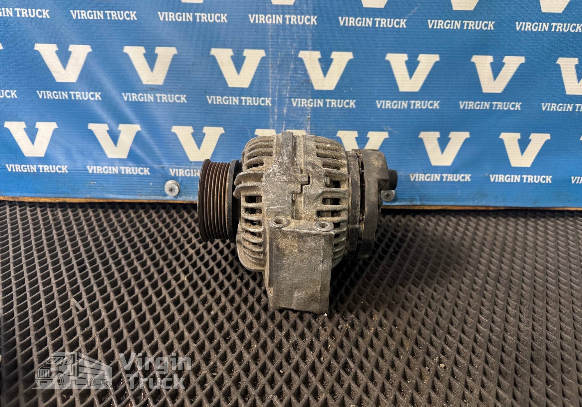 1927311 Генератор 80А для Daf XF105 (с 2005)