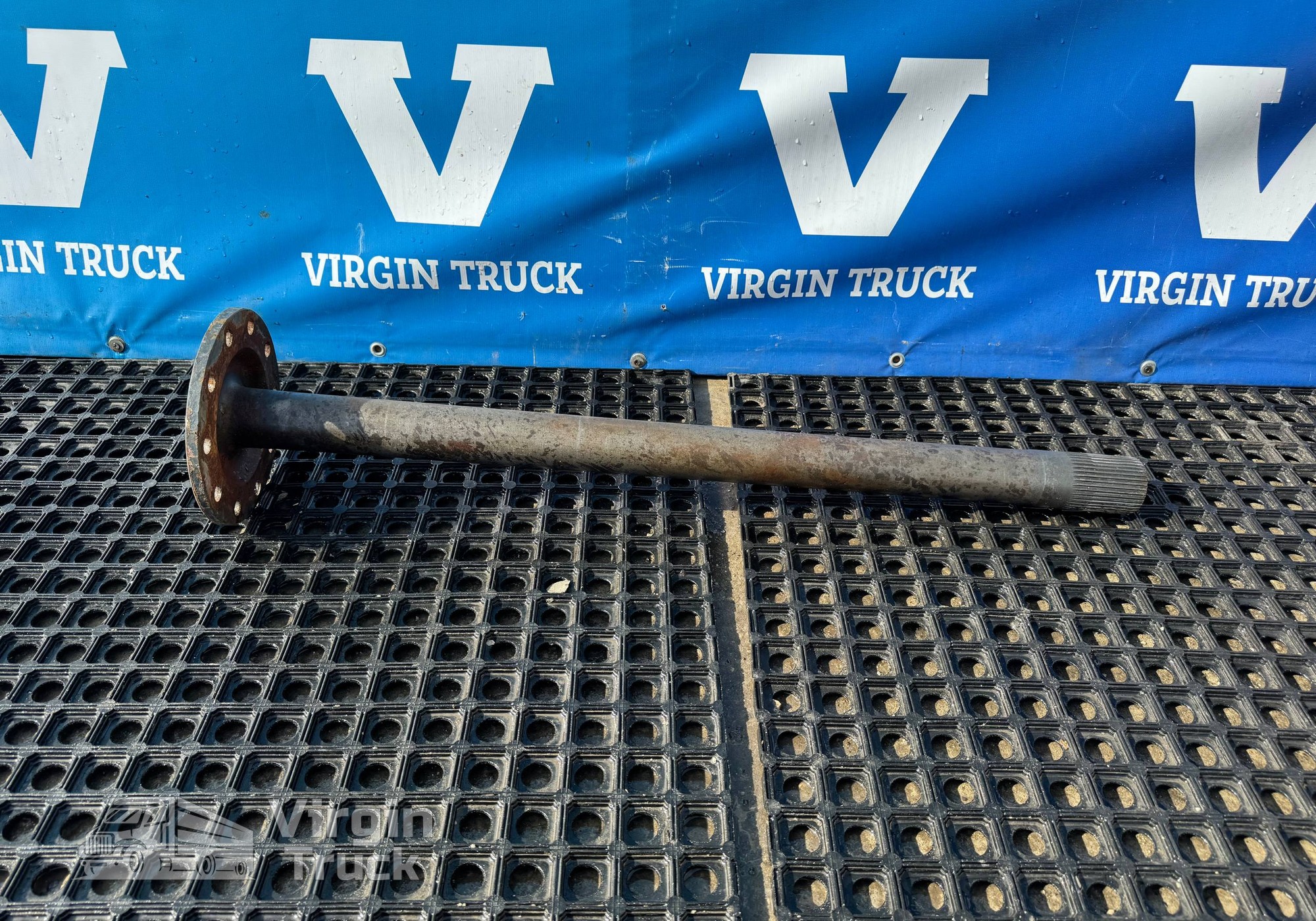 1363850 Полуось без блокировки для Daf