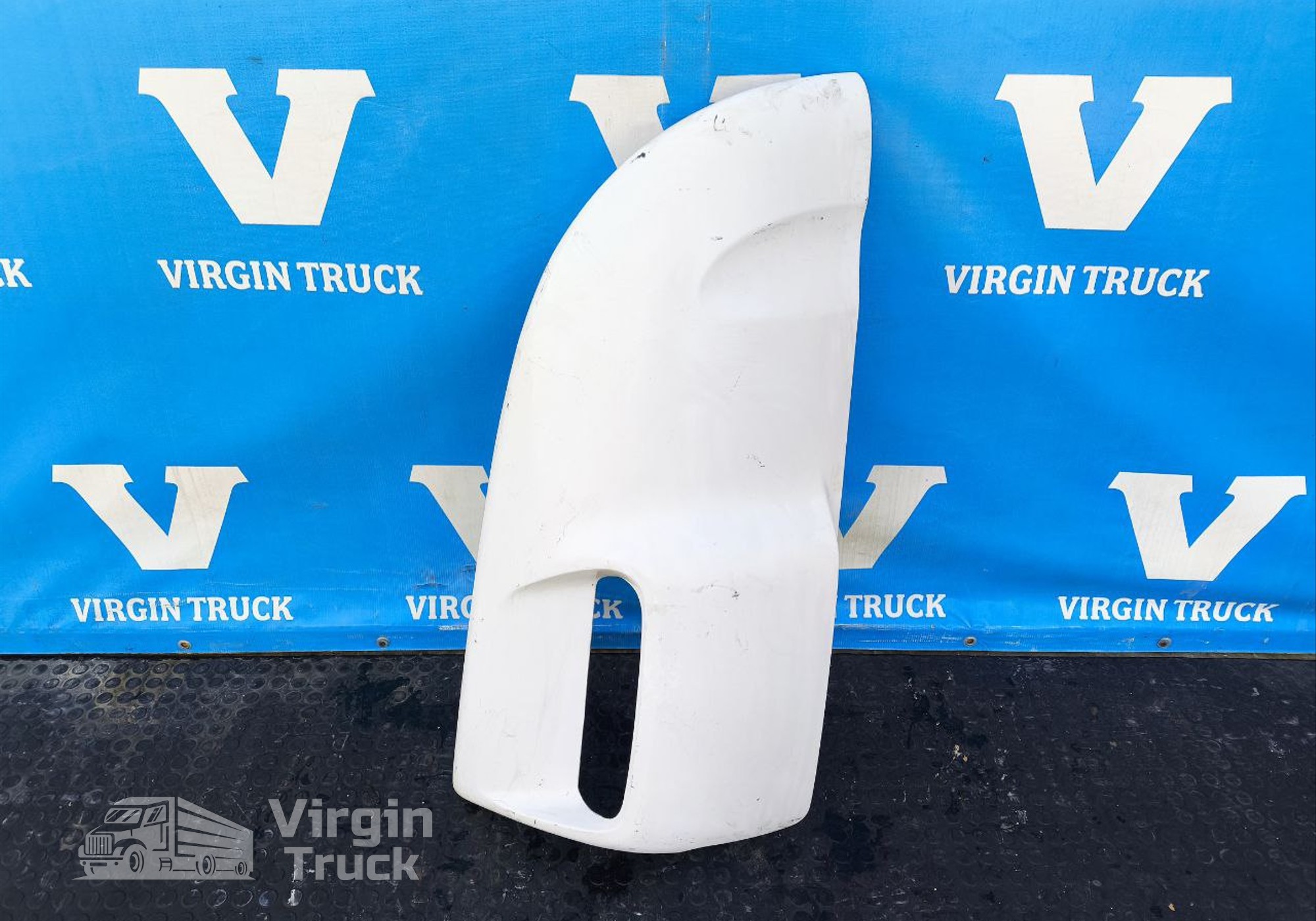 1769905 Дефлектор кабины левый для Scania 5-series G (с 2004 по 2016)