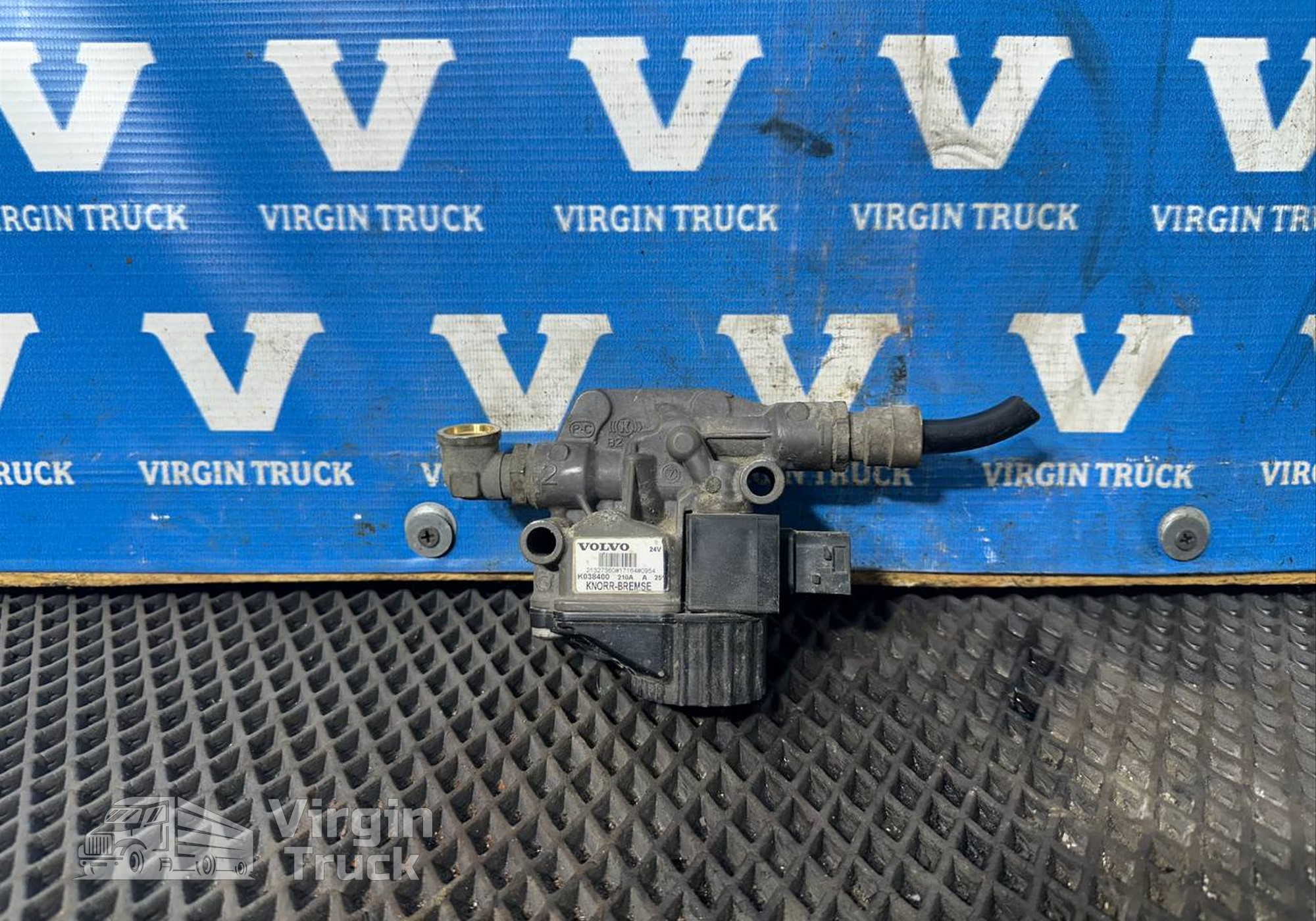 21327360 Кран ABS для Volvo FH