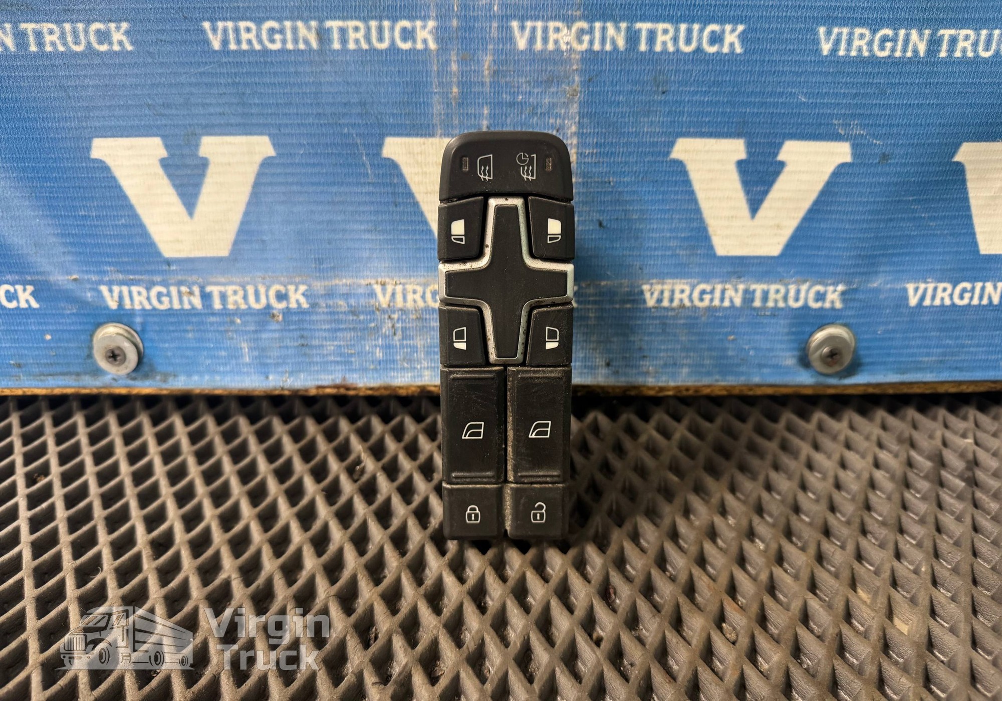 22154235 Блок управления стеклоподъемниками для Volvo FH 4 (с 2012)