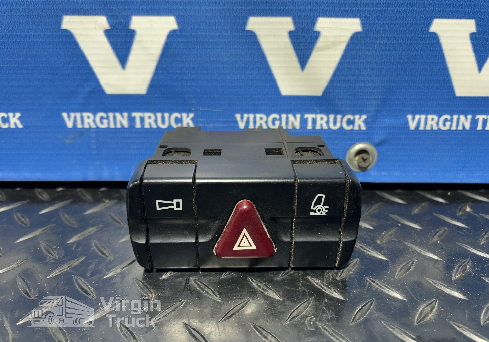 9434460523 Кнопка аварийной сигнализации для Mercedes-Benz Actros MP3 (с 2008)