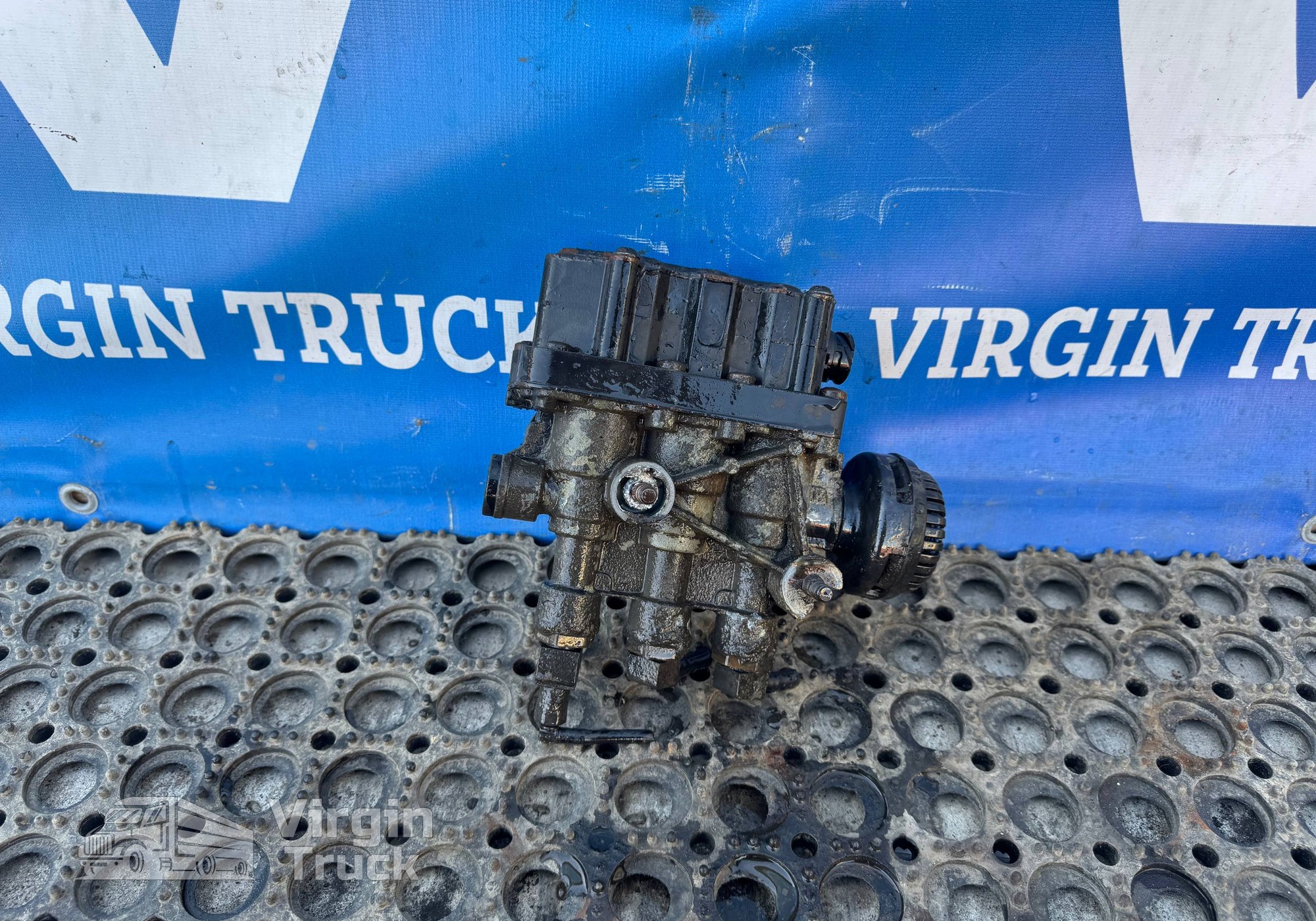 5010457434 Кран уровня пола главный