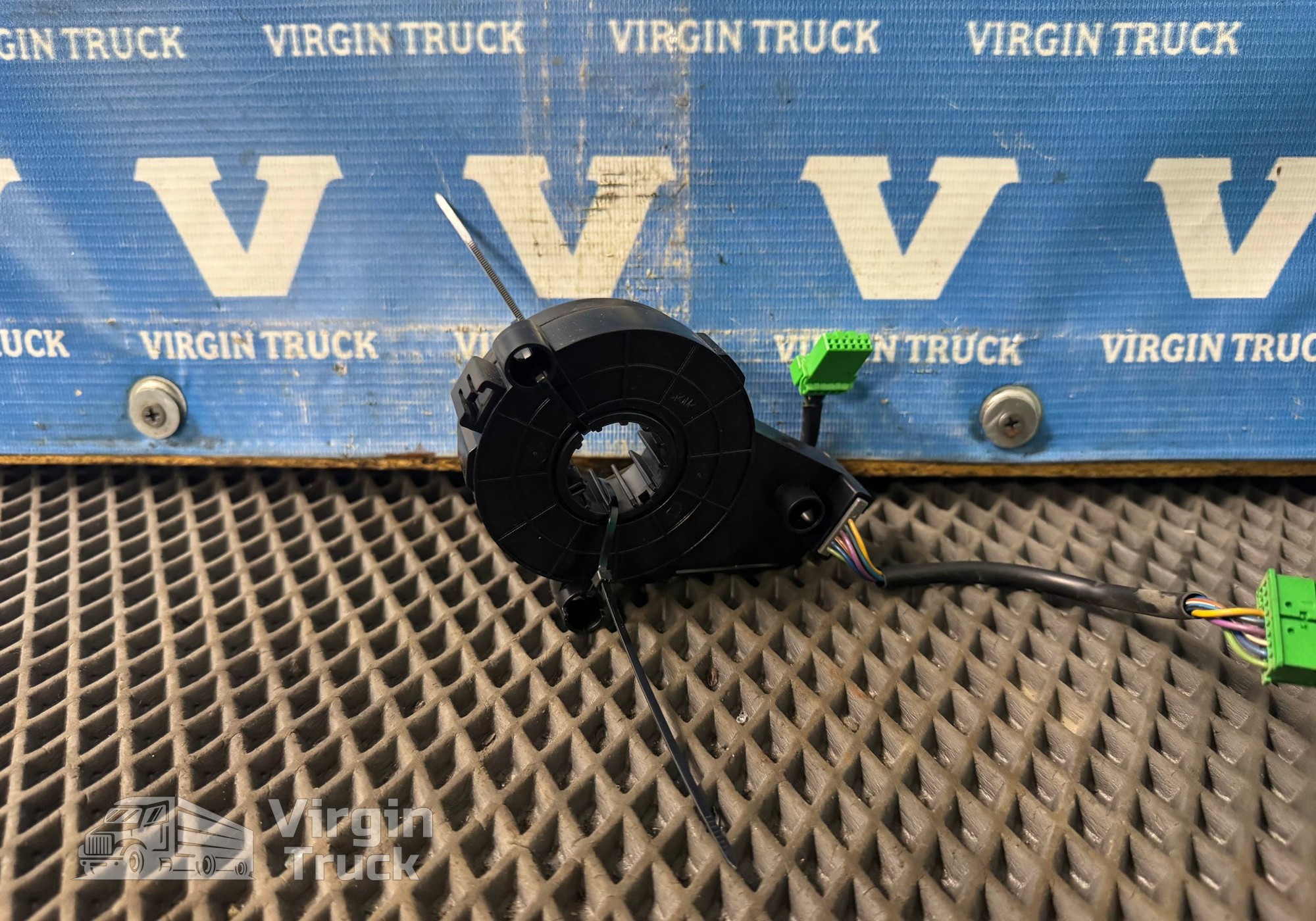 21225667 Шлейф подрулевой