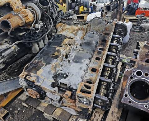 7421657209 Столб двигателя DXI13 450л.с. Euro-5 2019г. для Renault T (с 2013)