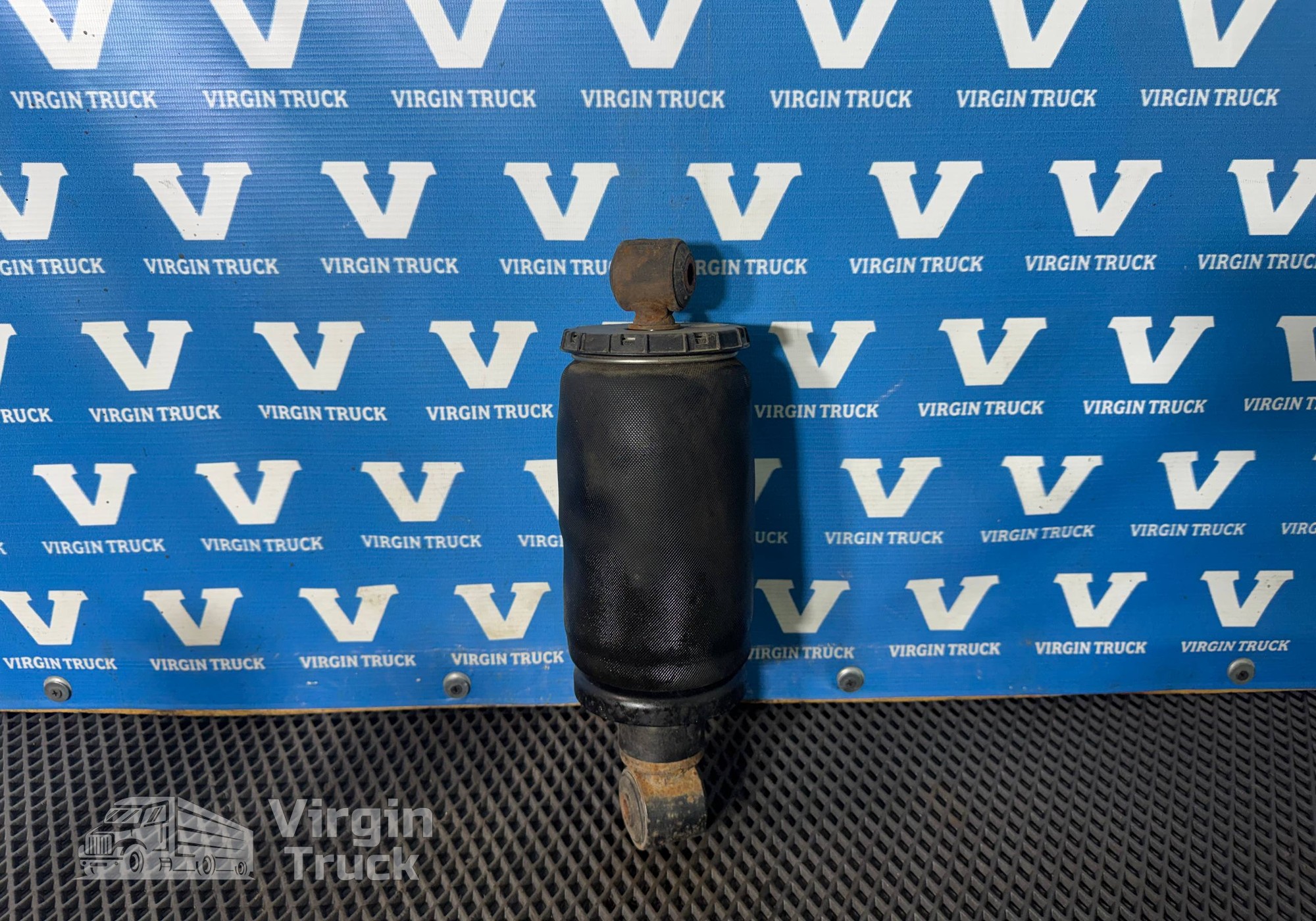 81417226075 Подушка кабины задняя для Man TGX