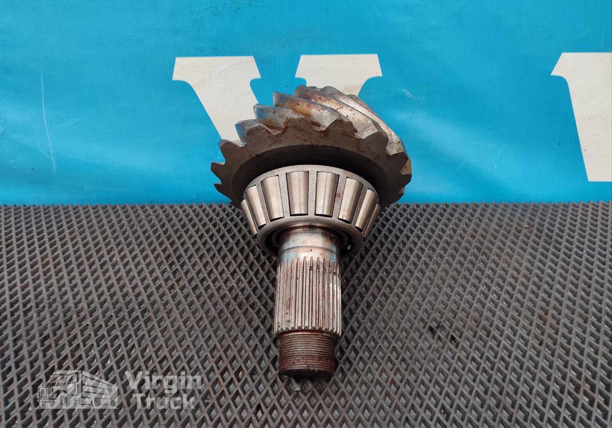 1628129 Вал главной пары для Разные Грузовики