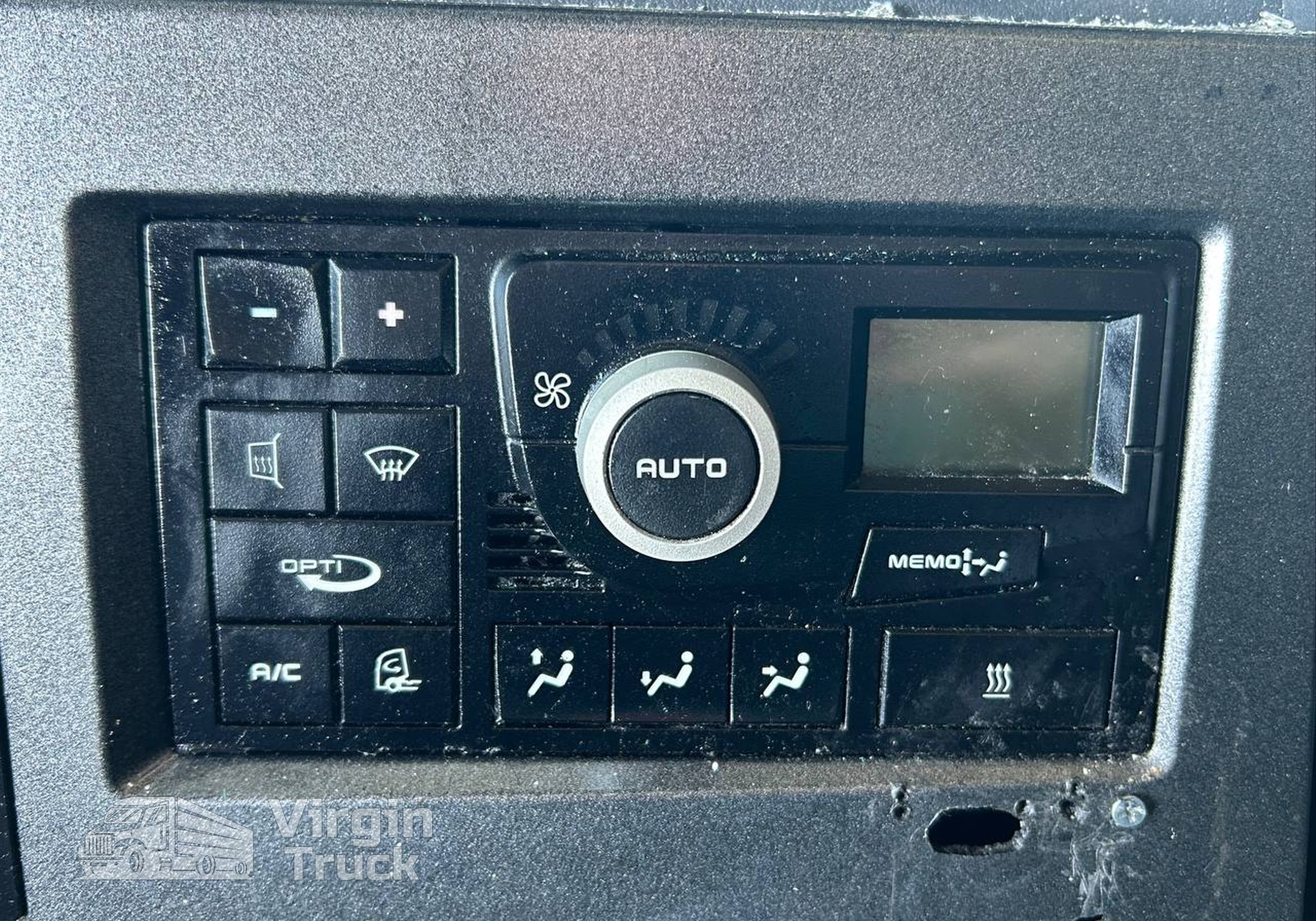 7422247443 Климатконтроль для Renault T (с 2013)