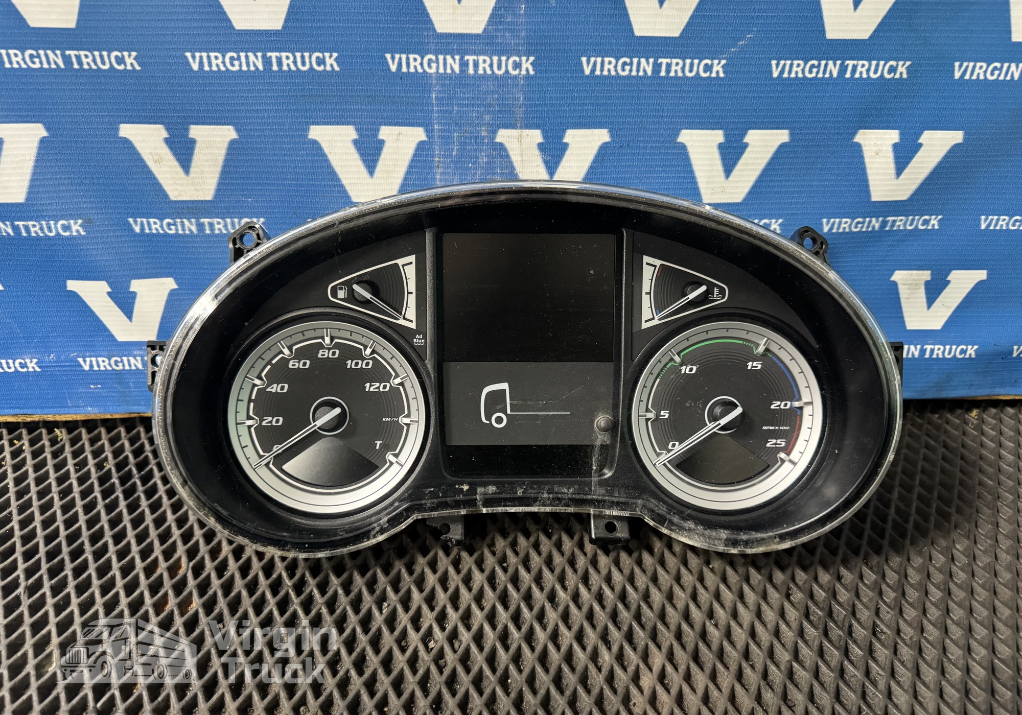 2178608 Панель приборов 2021г. для Daf XF106 (с 2012)