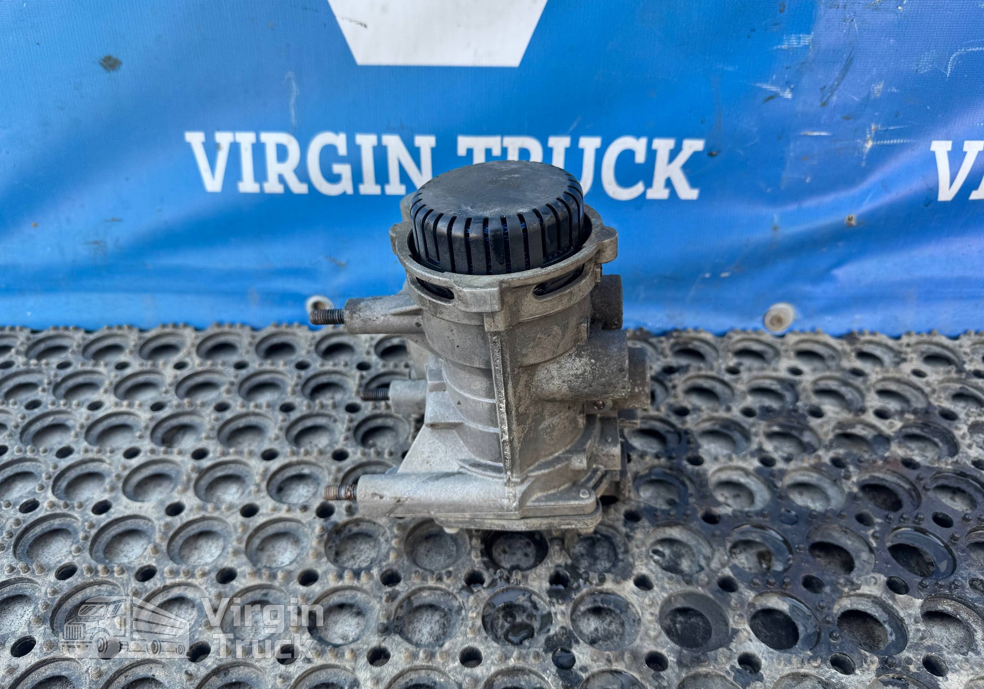 4802040020 Кран управления тормозами пpицeпa 2017г. для Mercedes-Benz Actros MP3 (с 2008)