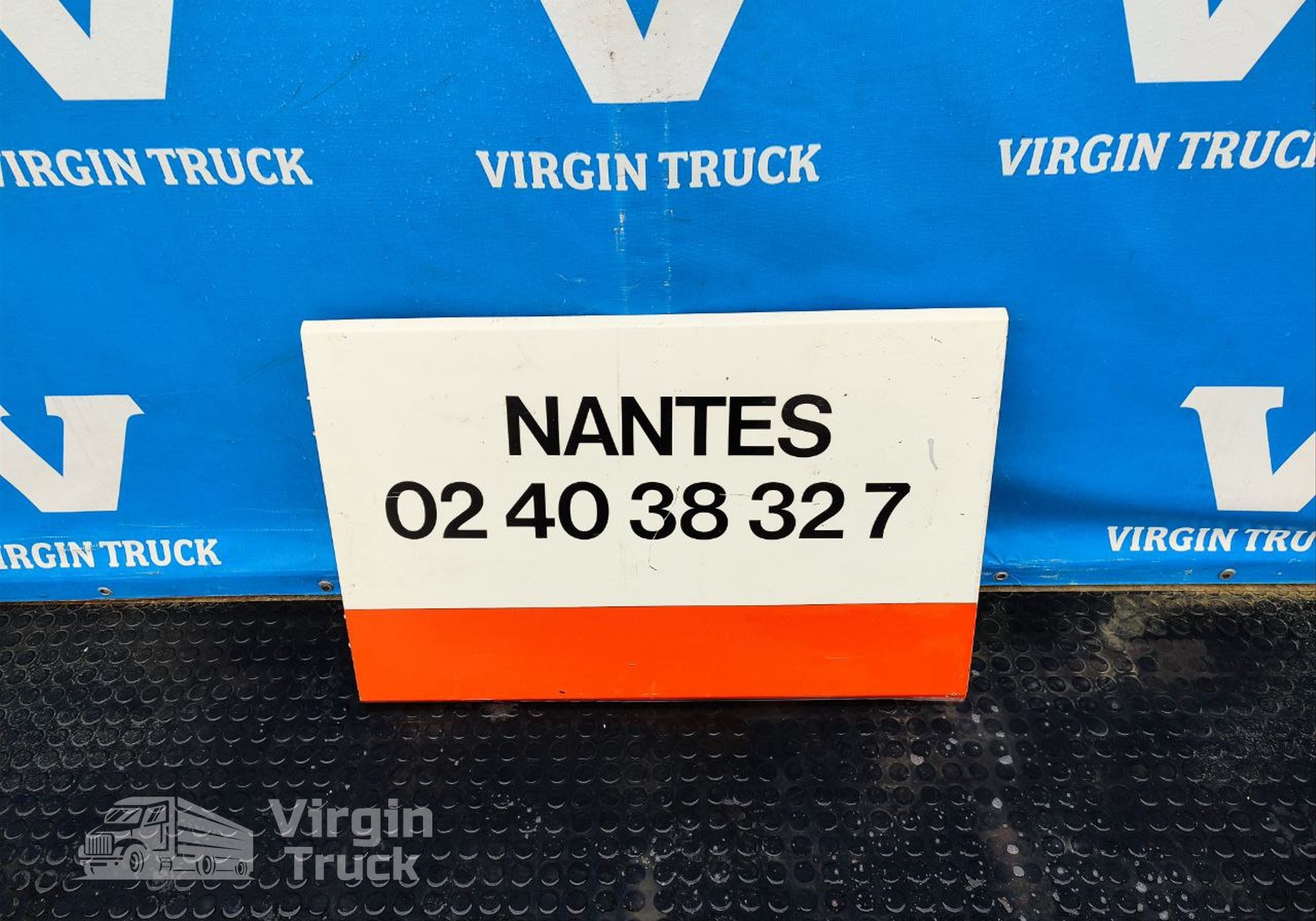 1311495 Крышка инструментального ящика для Daf XF105