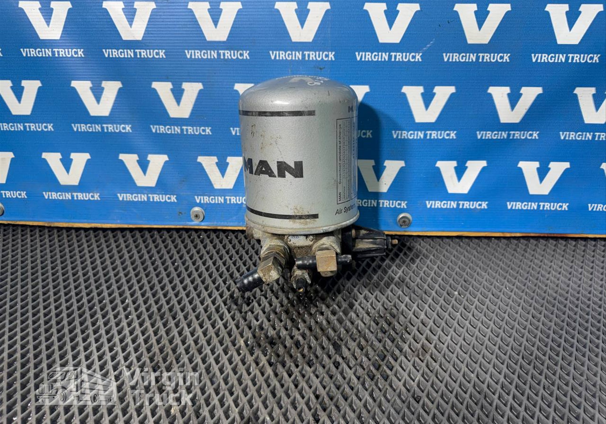 81521026209 Осушитель воздуха 12,5 бар для Man TGL