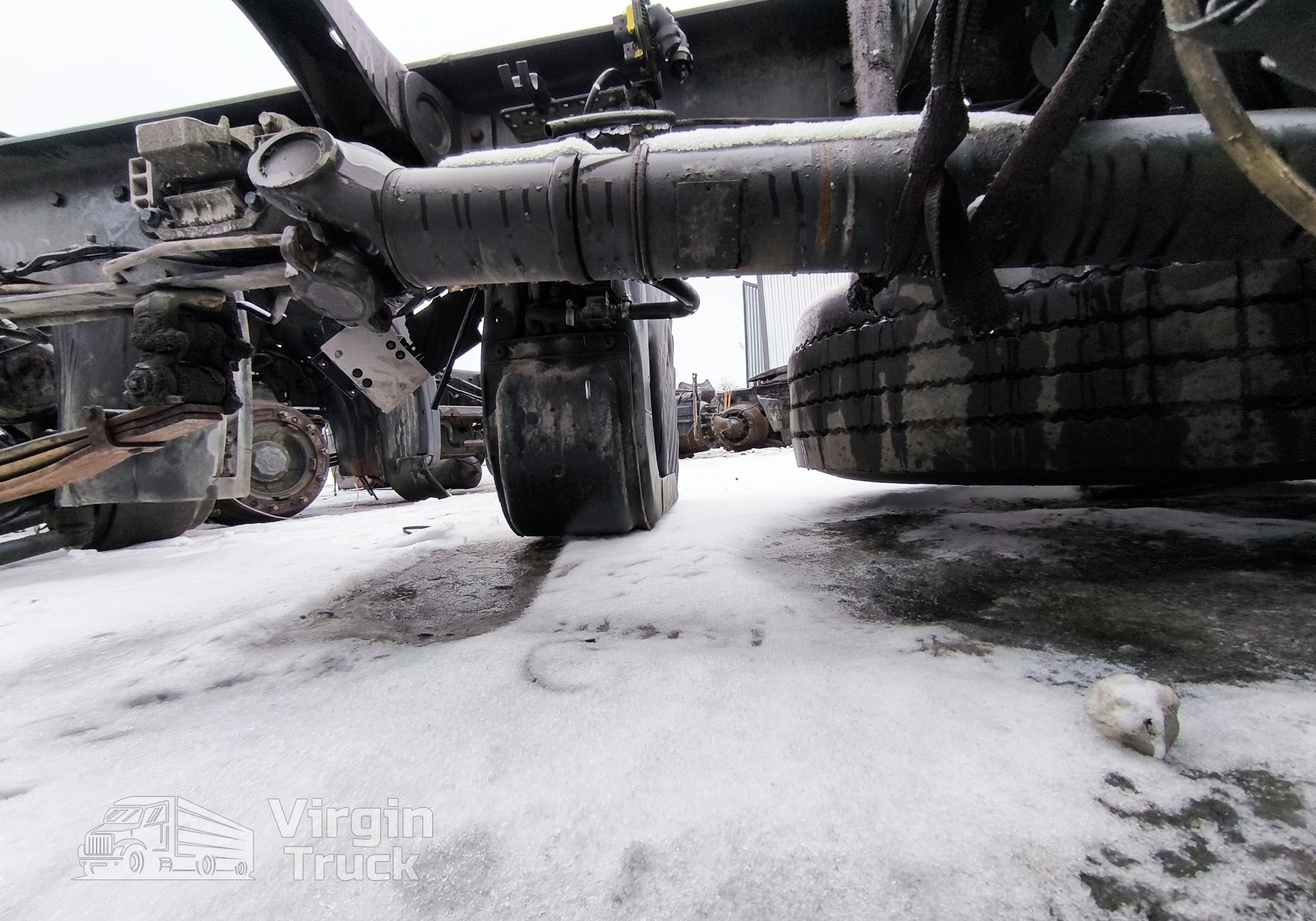 1758616 Вал карданный 1400мм 2018г. для Scania 3-series